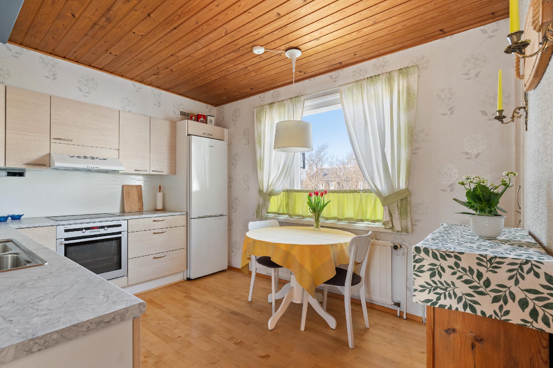 Töyrykatu 8, Koivistonmäki, Riihimäki