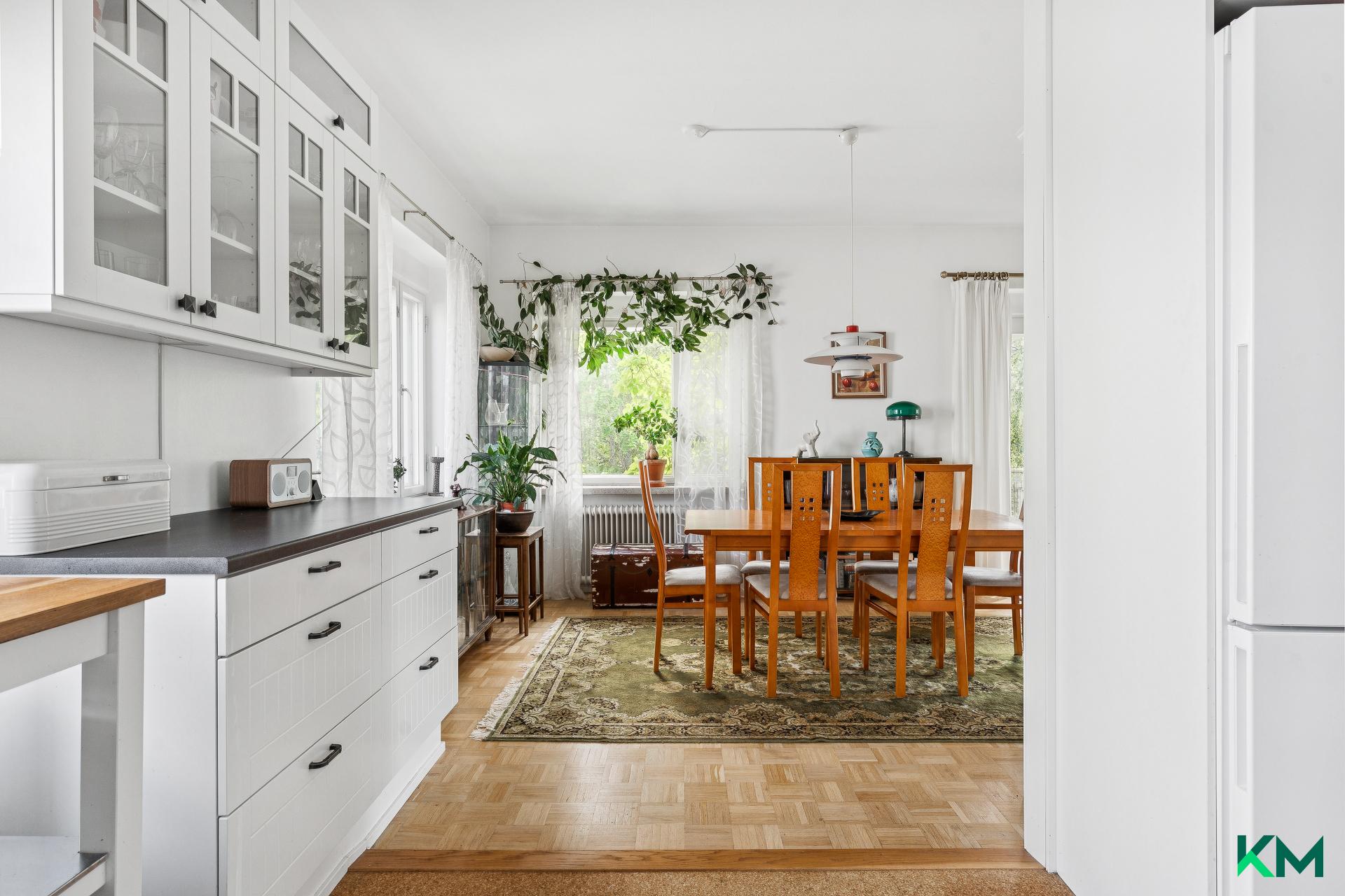 Dosentintie 2, Munkkiniemi, Helsinki