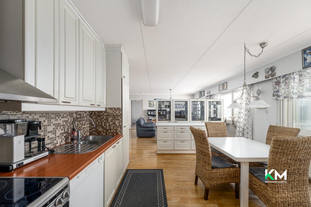 Kustaa Aadolfinkatu 4, Keskusta, Kokkola