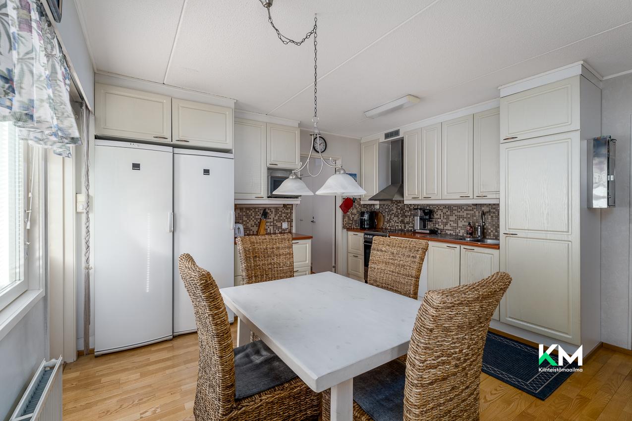 Kustaa Aadolfinkatu 4, Keskusta, Kokkola