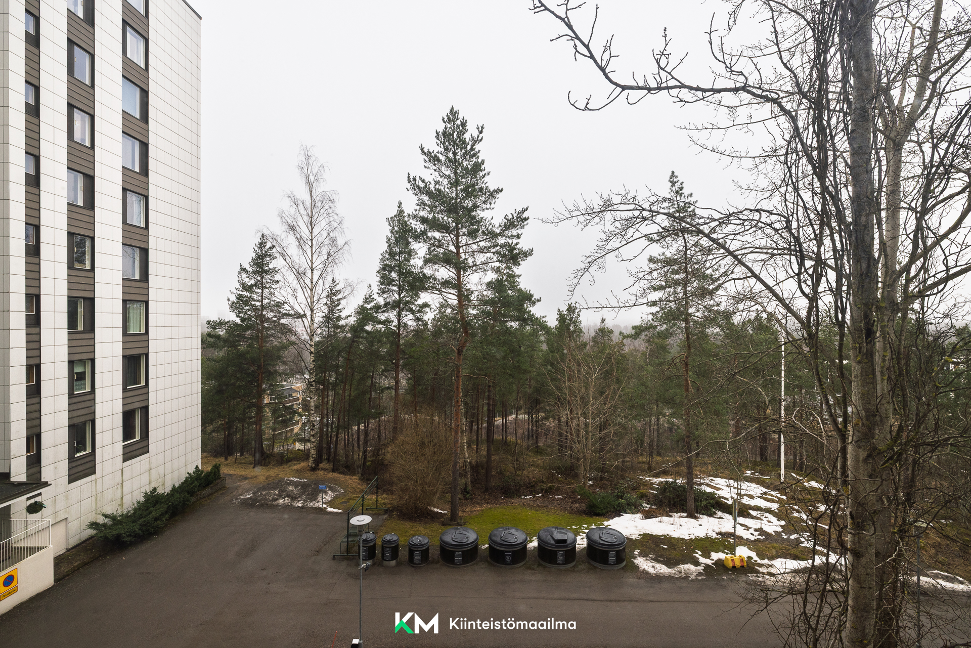 Näkymä makuuhuoneiden ikkunoista