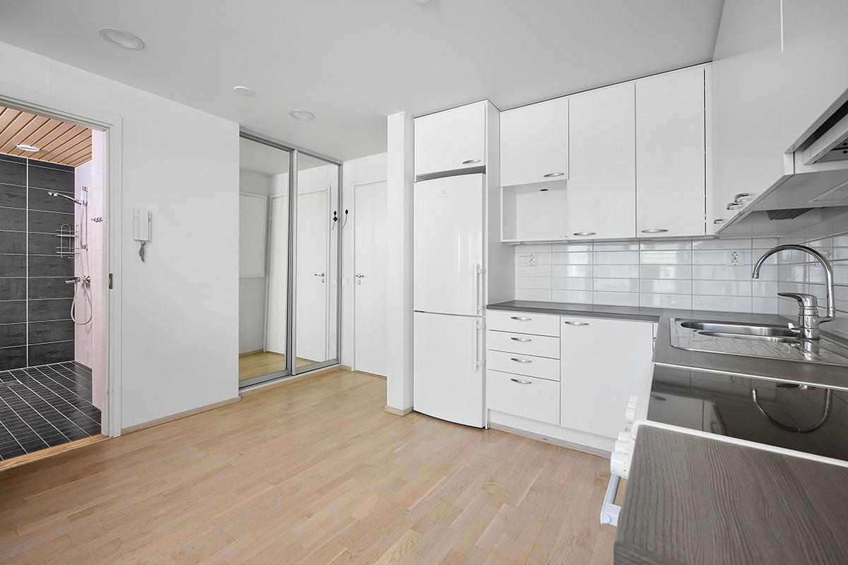 Karjalohjankatu 4, Keskusta, Lohja