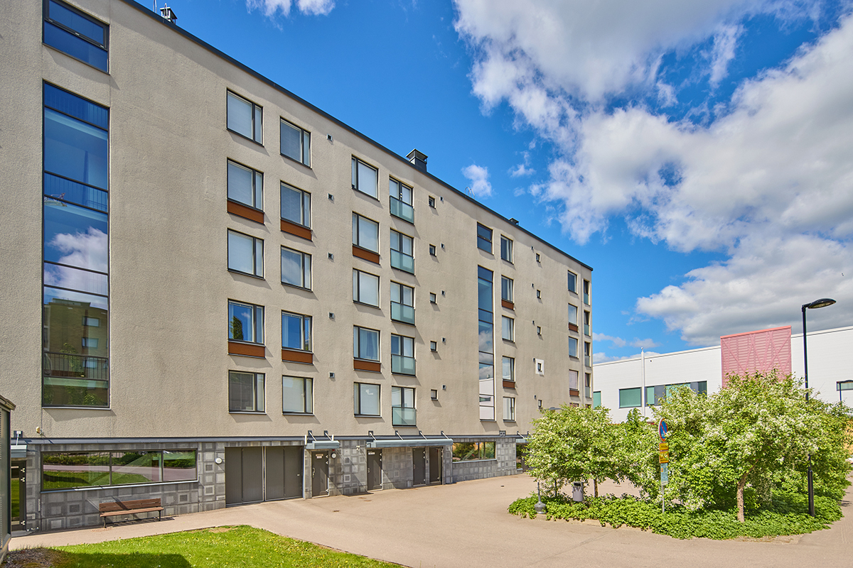 Karjalohjankatu 4, Keskusta, Lohja