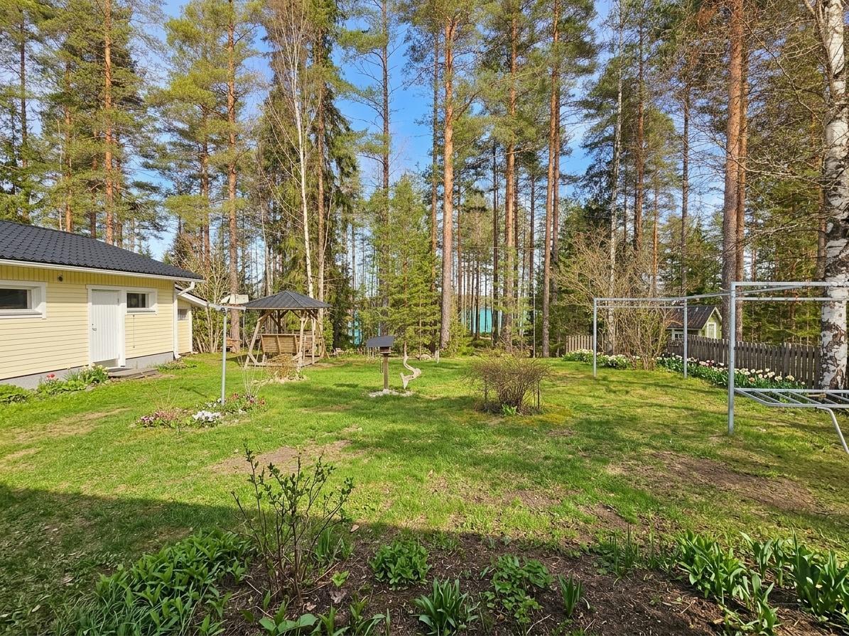 Matolahdentie 16, Jurvala, Luumäki