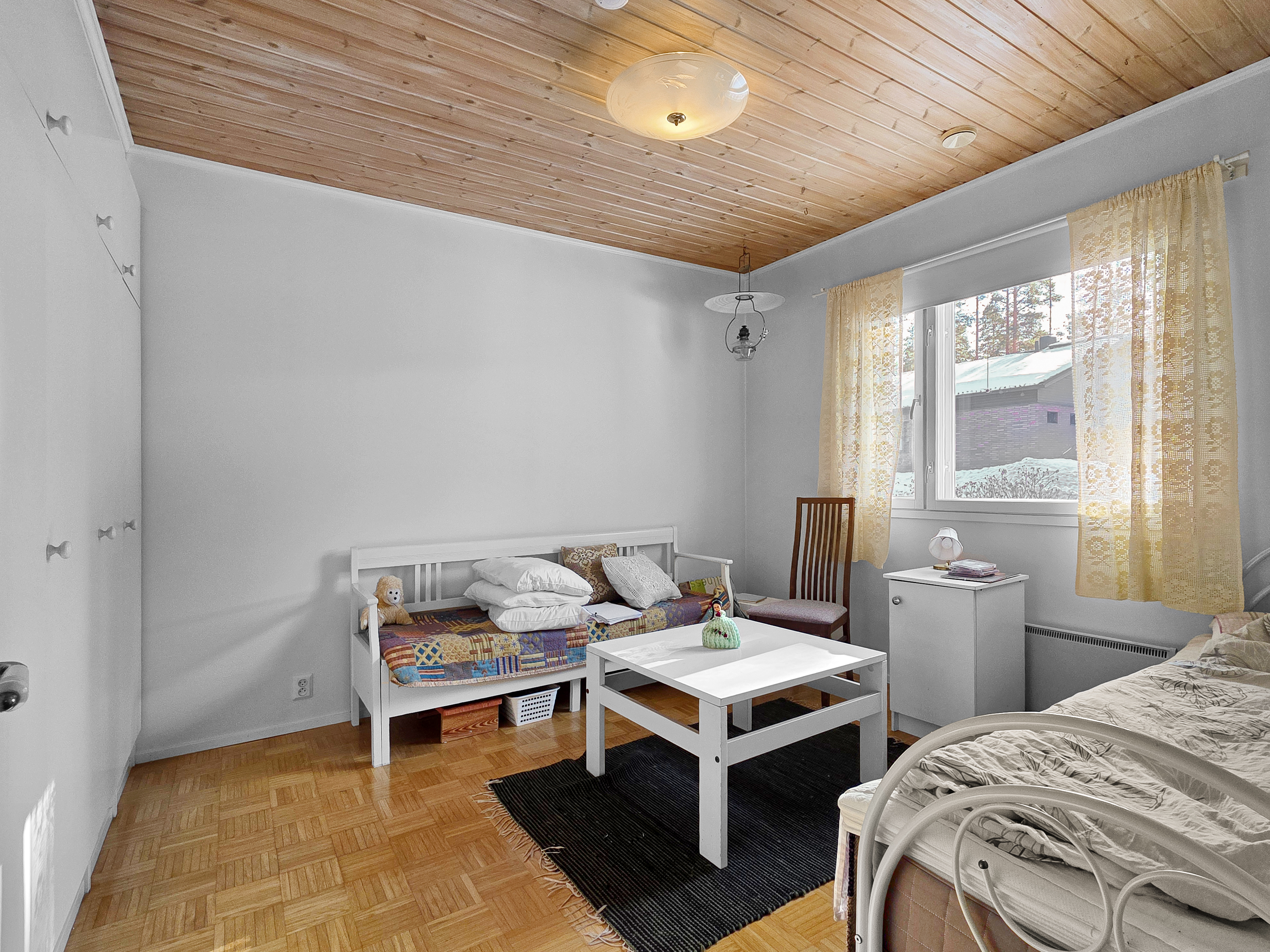 Matolahdentie 16, Jurvala, Luumäki