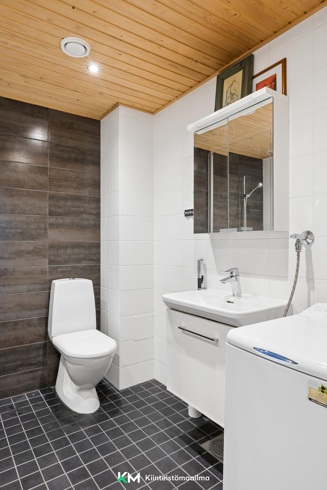 Rosalankuja 1, Kruunuvuorenranta, Helsinki