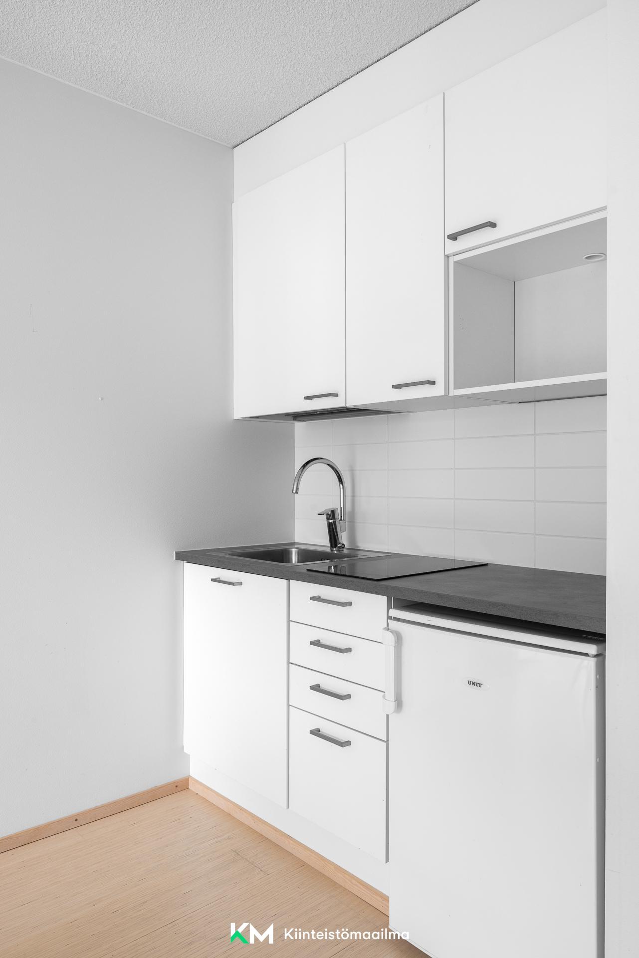 kerhohuoneen keittiö