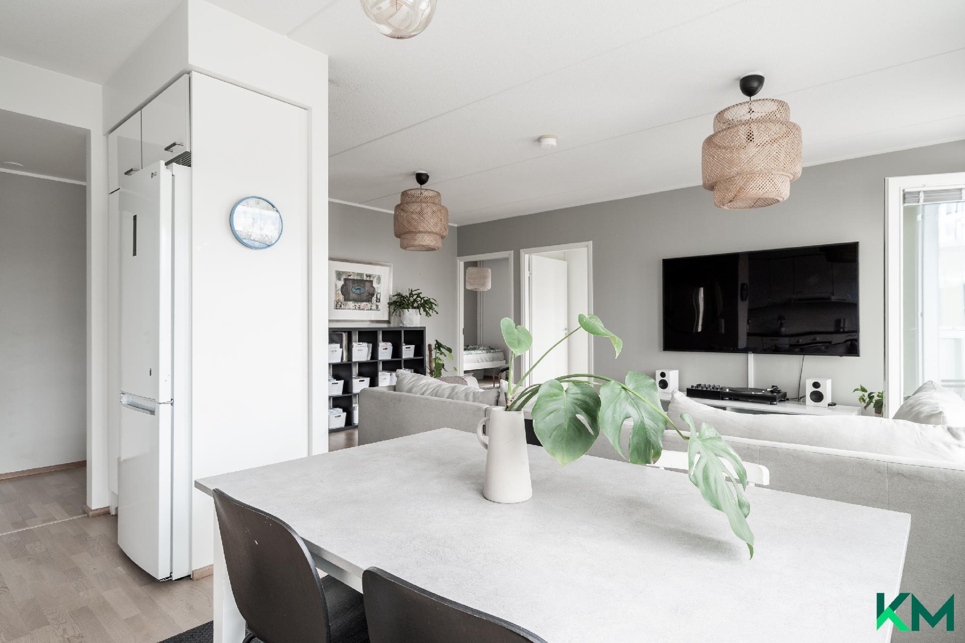 Koirasaarentie 21, Kruunuvuorenranta, Helsinki