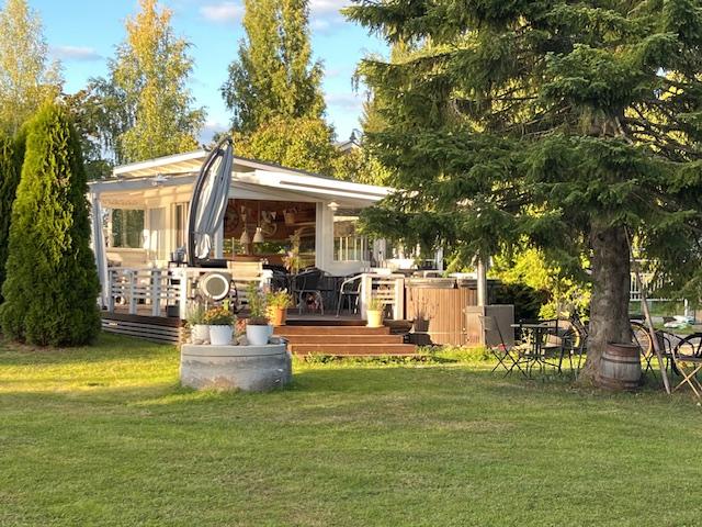 omistajien kuva-albumista