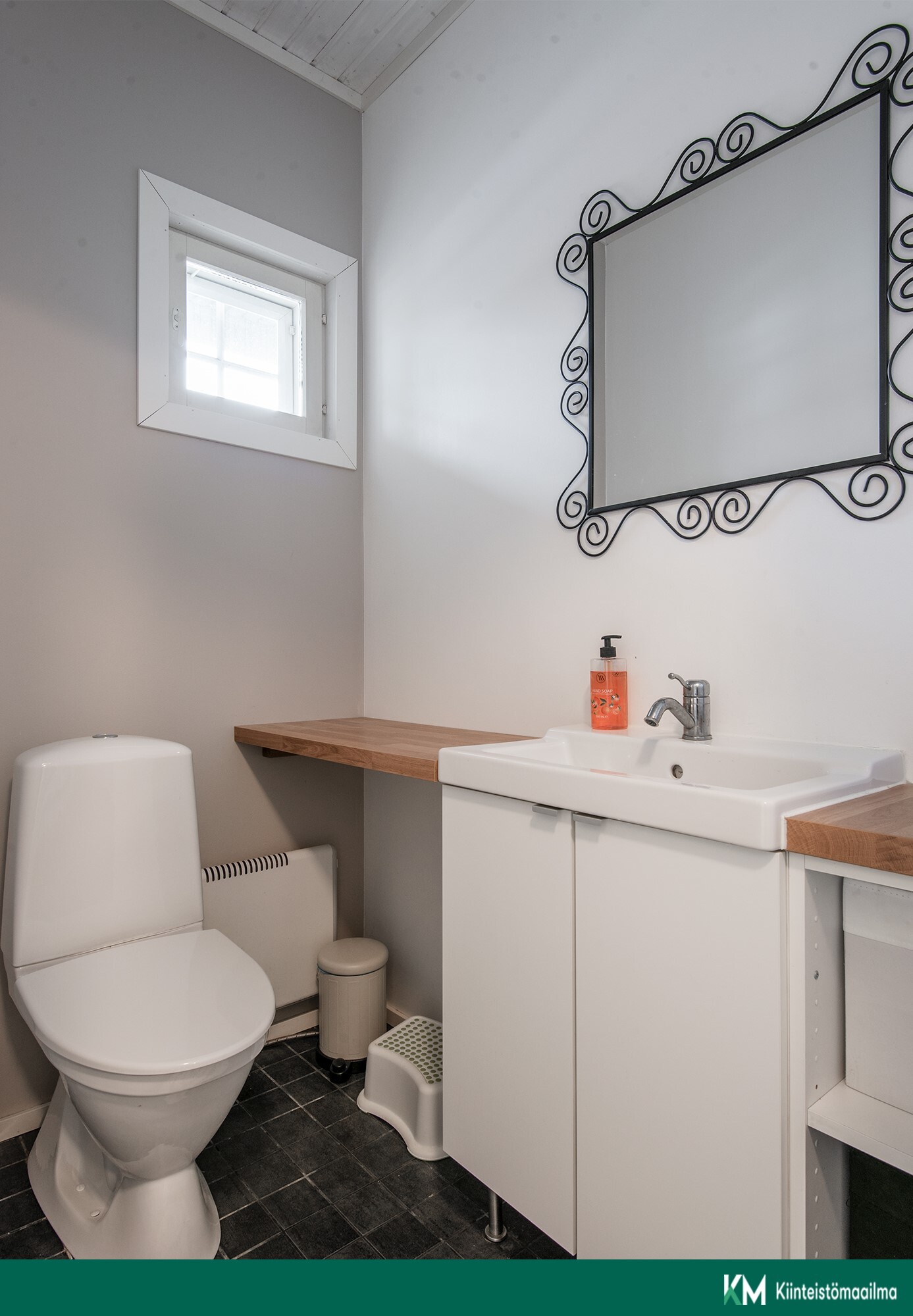 Virusmäentie 2, Vahto, Rusko