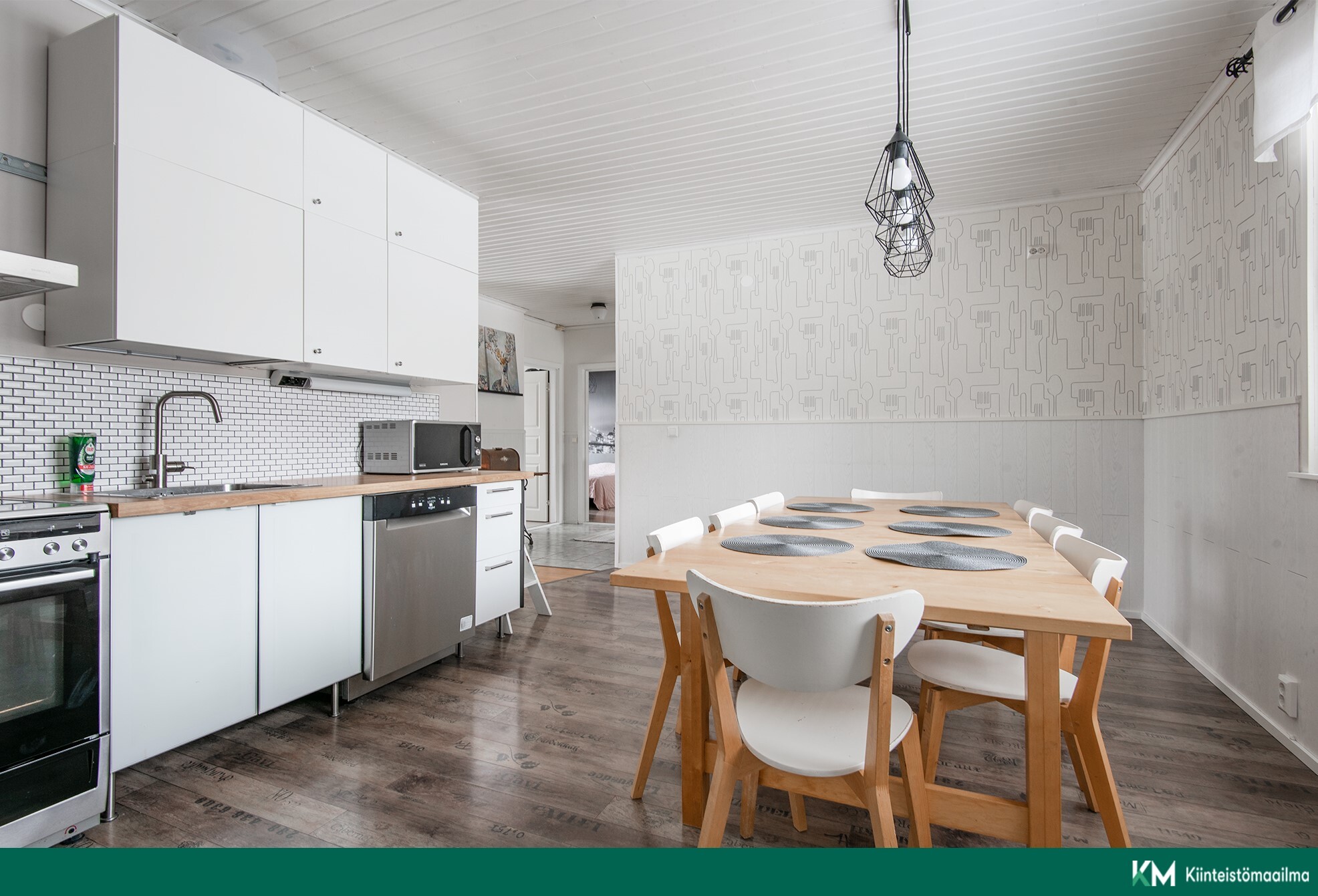 Virusmäentie 2, Vahto, Rusko