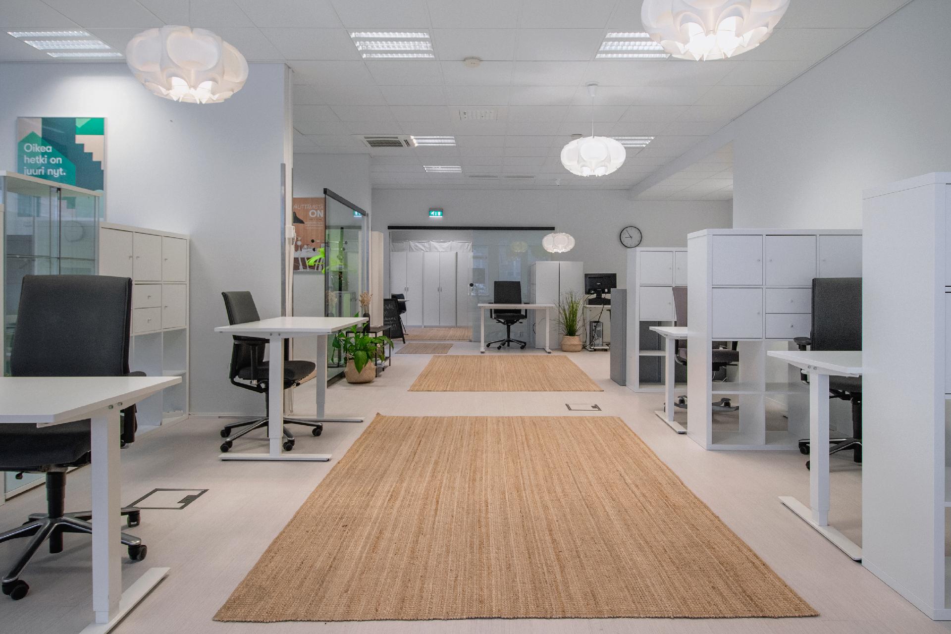 Tila soveltuu monenlaiseen yritystoimintaan.