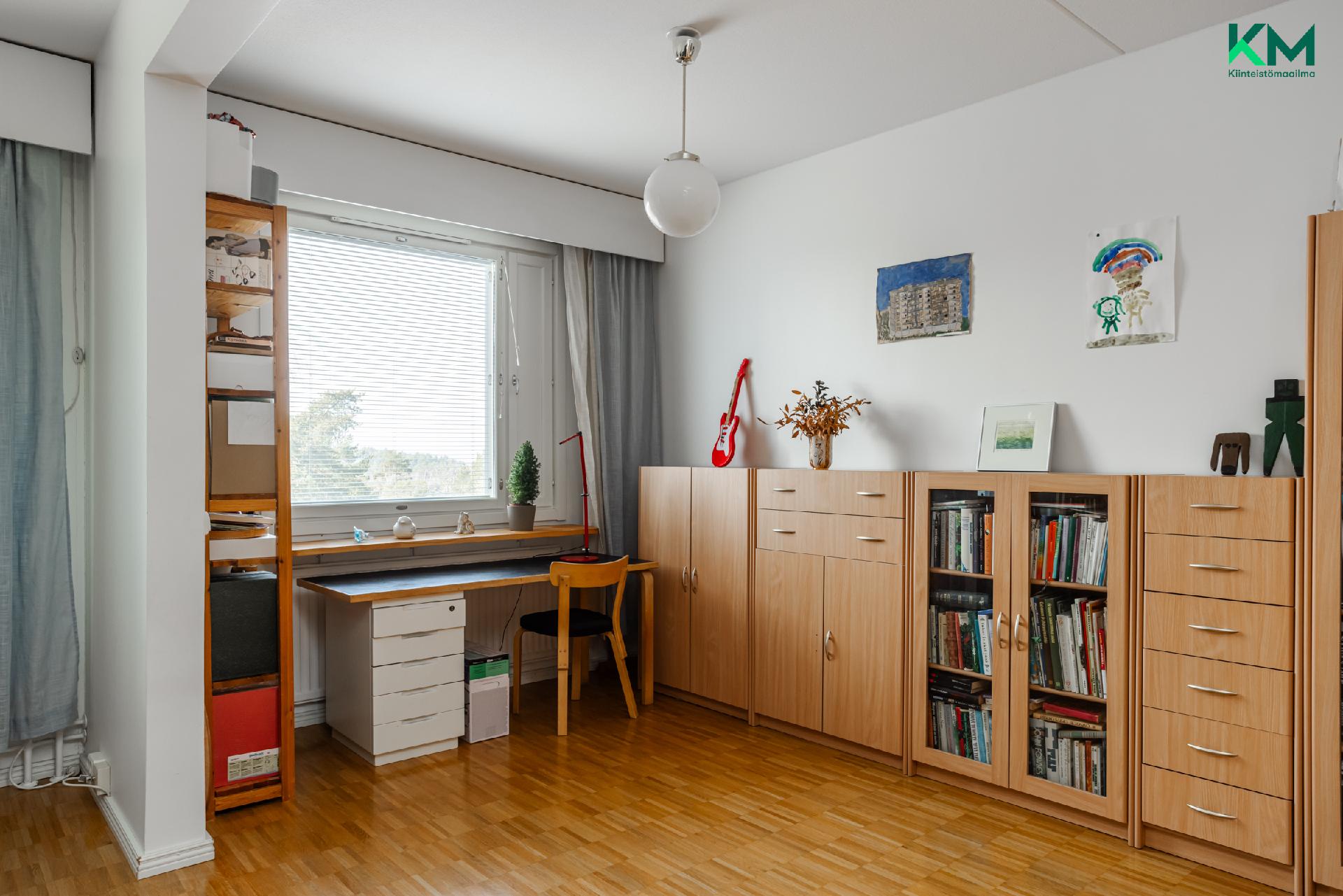 Jalustinkatu 7, Uittamo, Turku