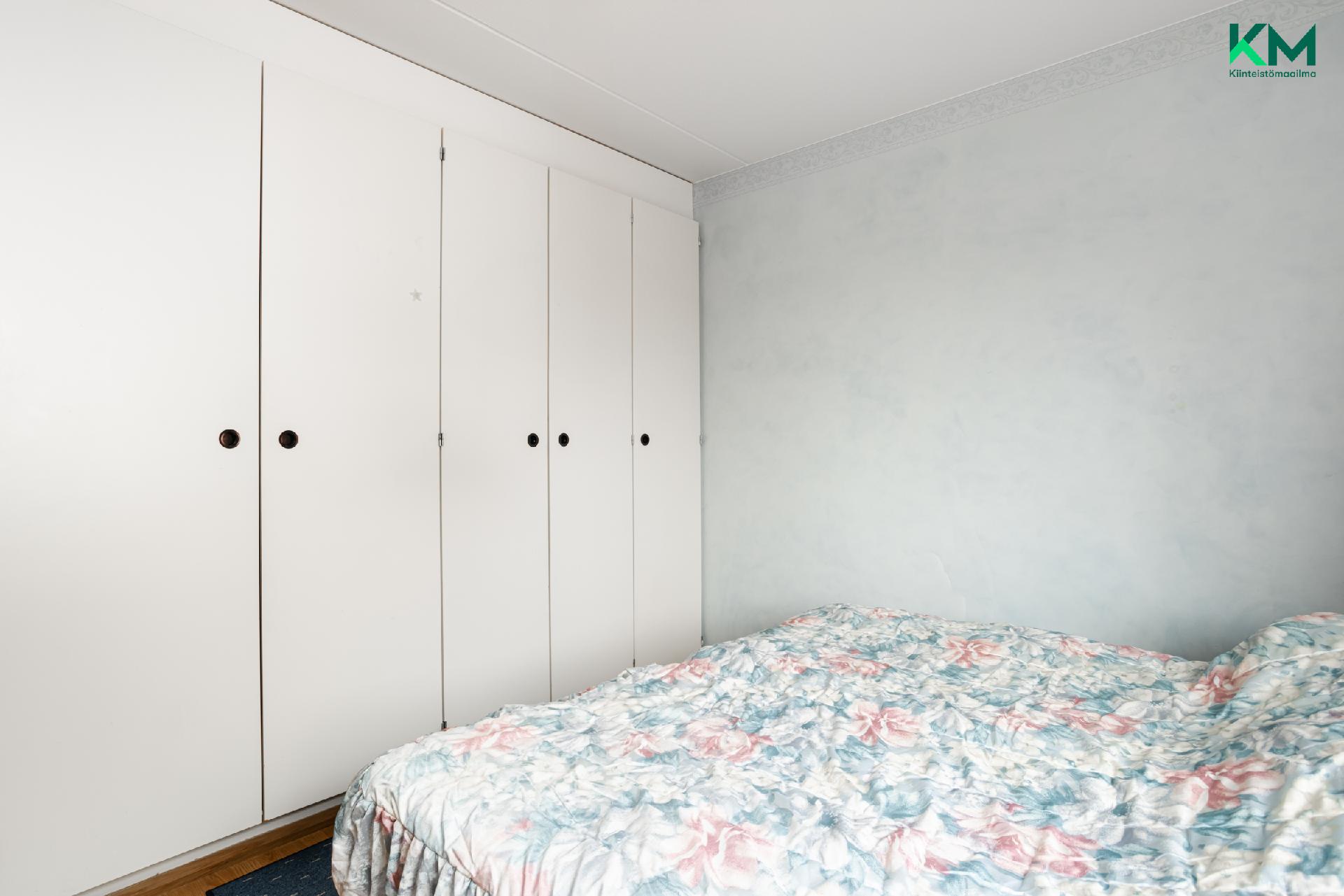 Jalustinkatu 7, Uittamo, Turku