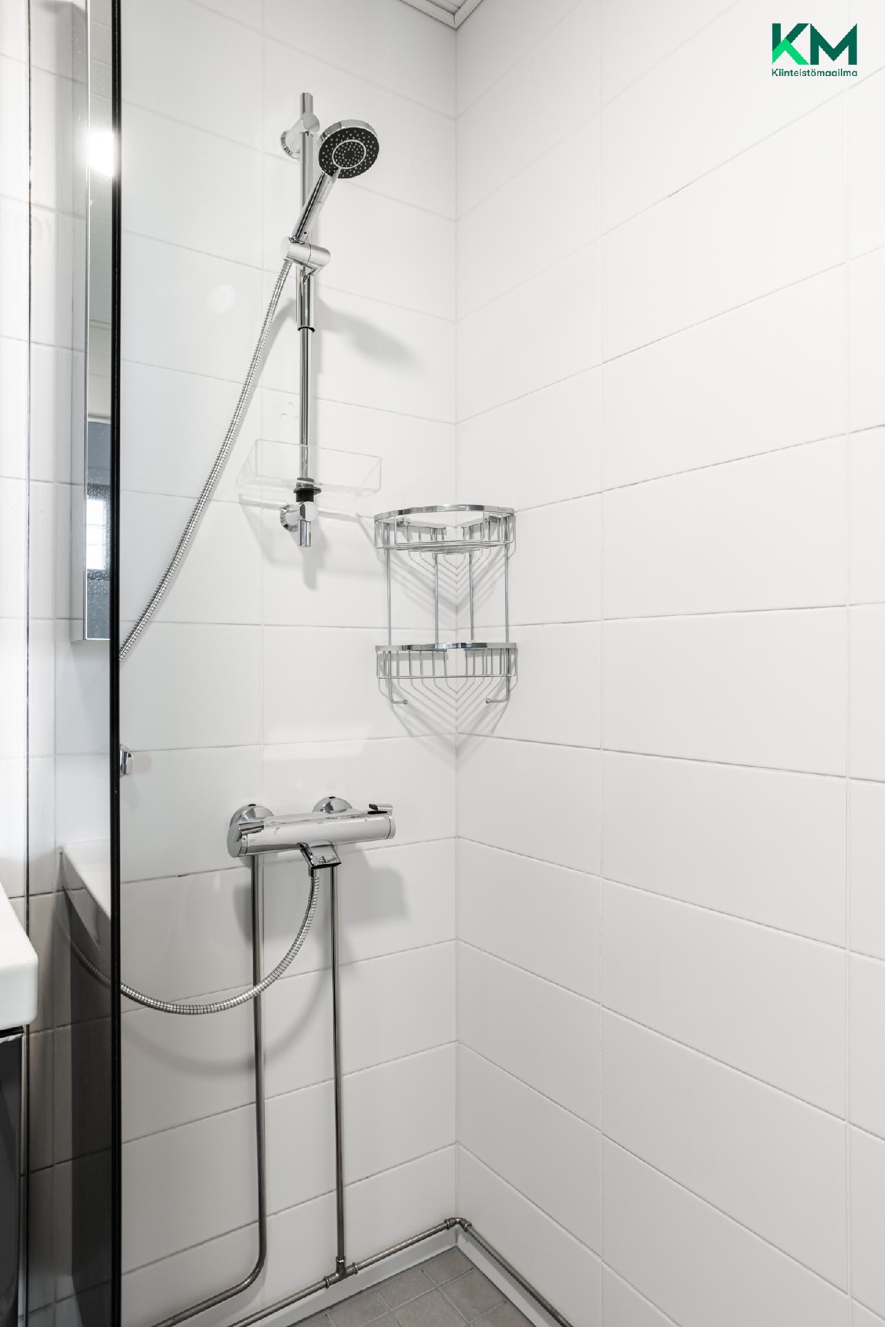 Jalustinkatu 7, Uittamo, Turku