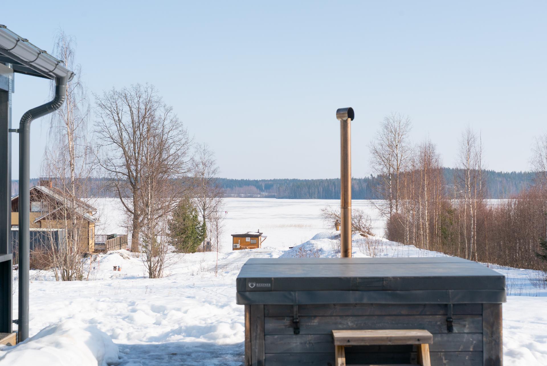 Pihasta näkymät Saraavedelle