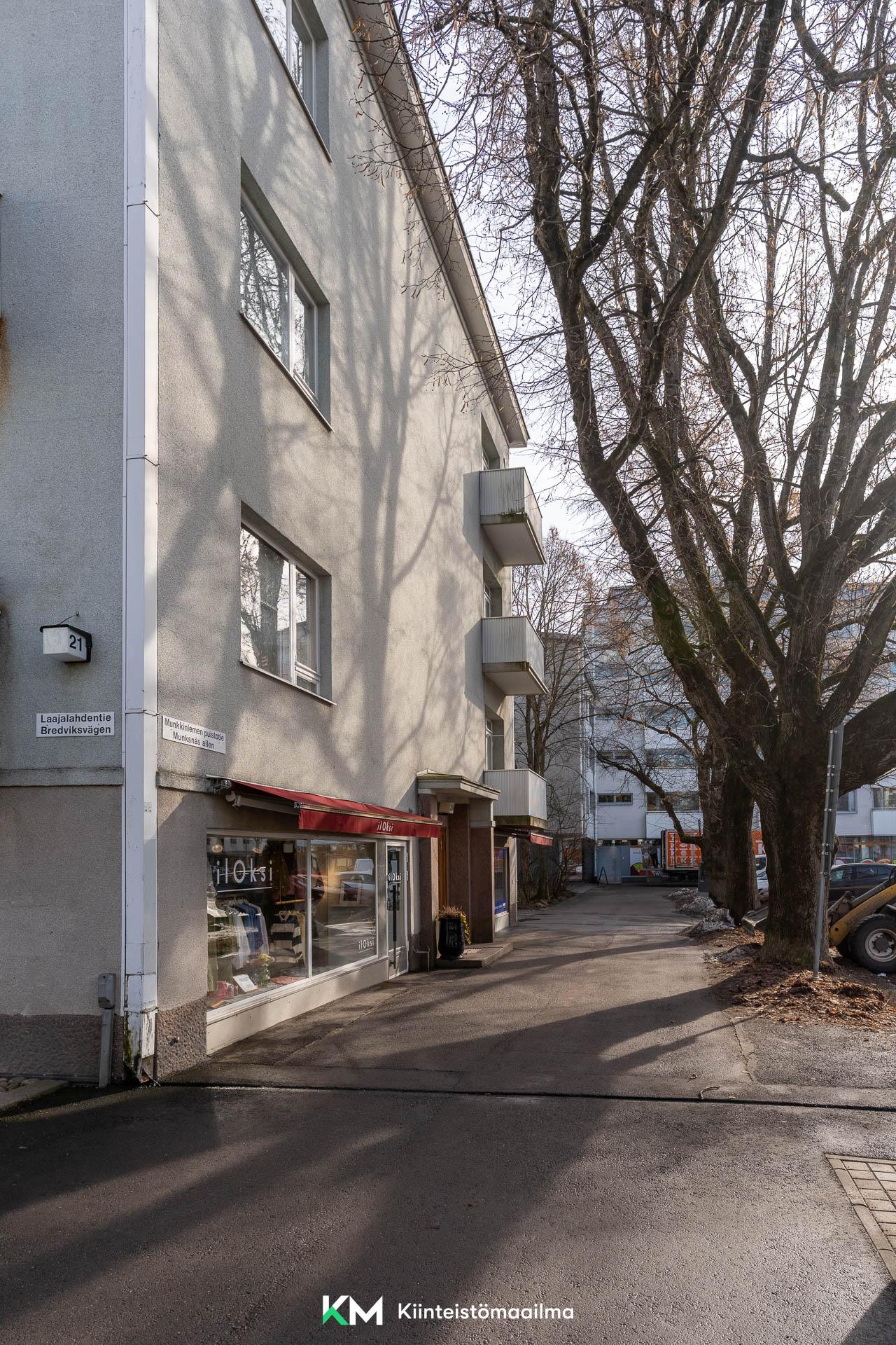 Munkkiniemen puistotie 21, Munkkiniemi, Helsinki