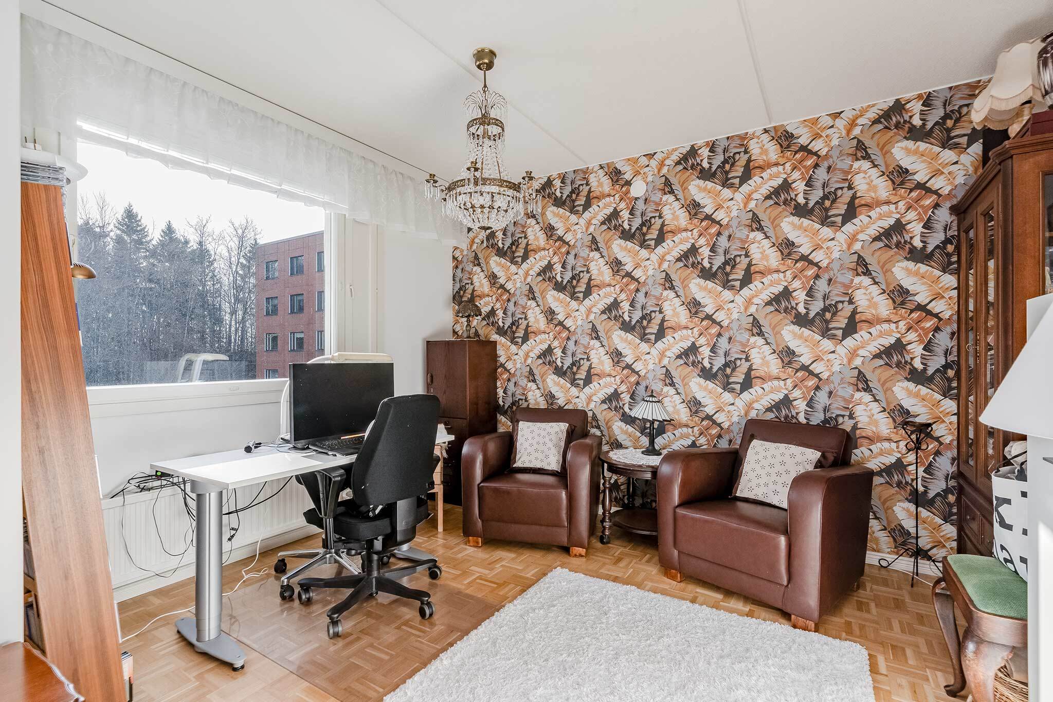 mh/kirjastohuone/työhuone