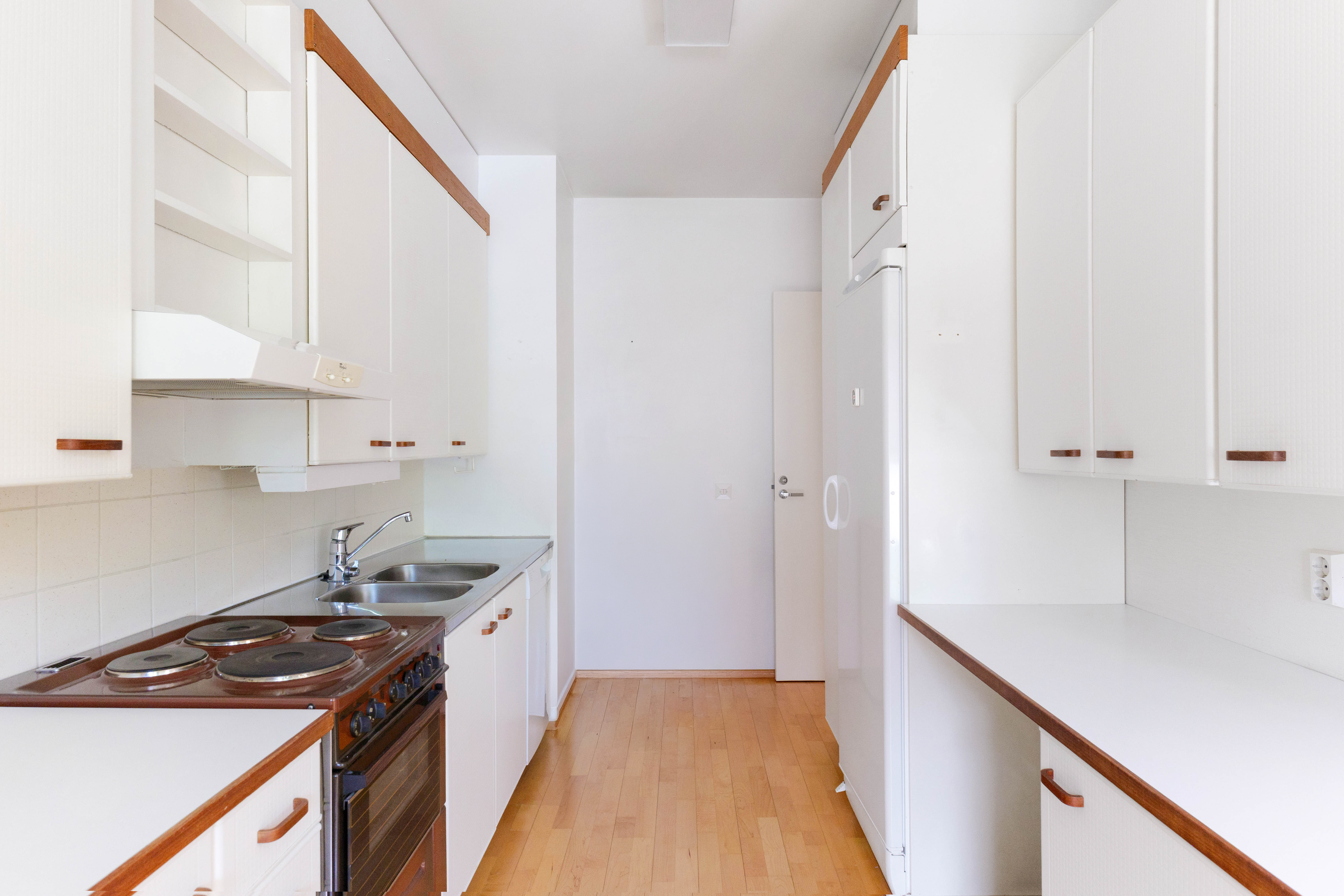 Kaivomestarinkatu 8, Kirkkojärvi, Espoo