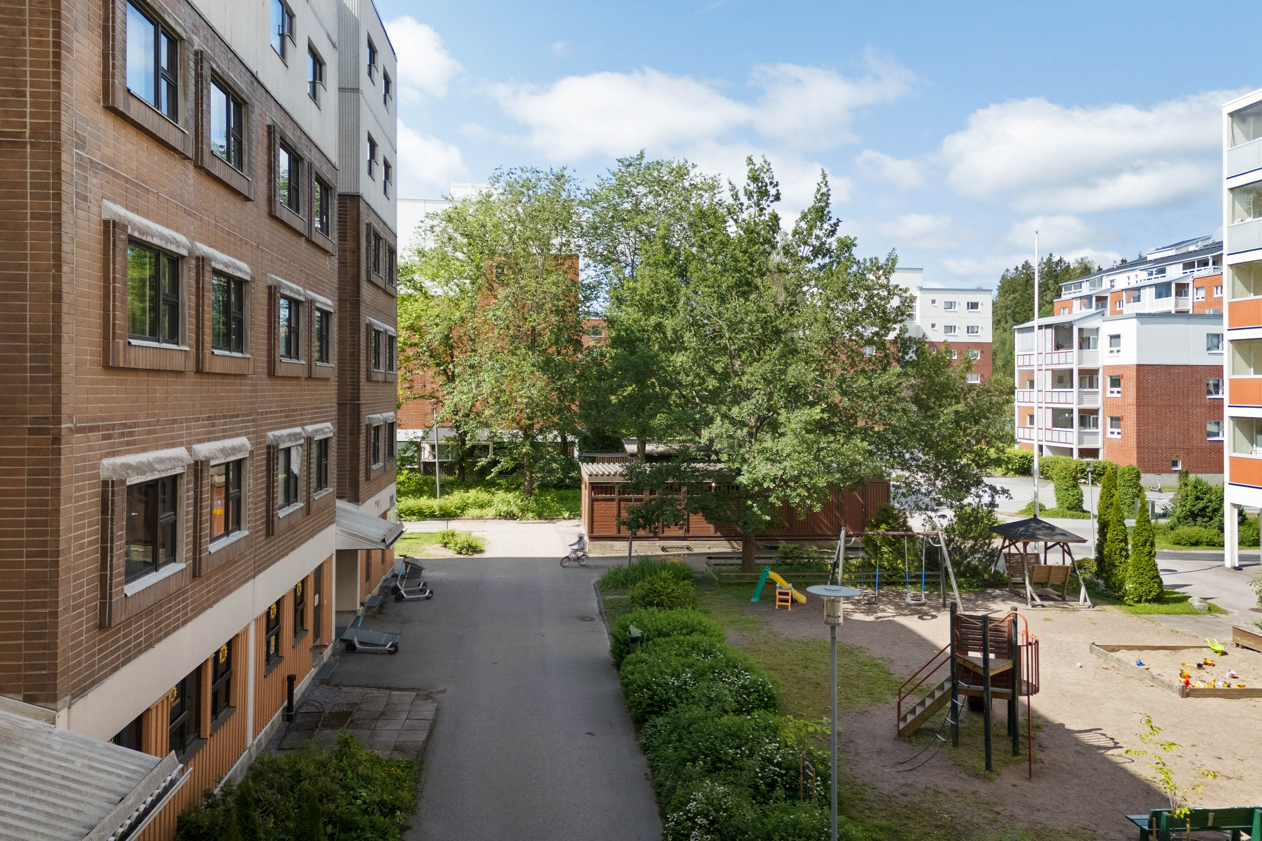 Kaivomestarinkatu 8, Kirkkojärvi, Espoo