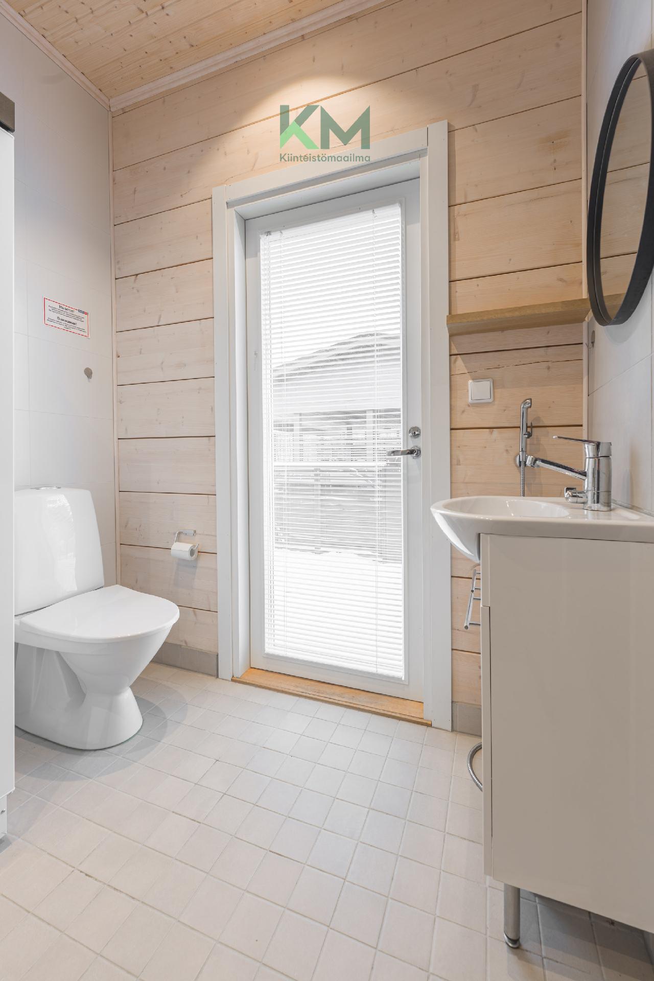 Kiljusenkalliontie 21, Tahkovuori, Kuopio