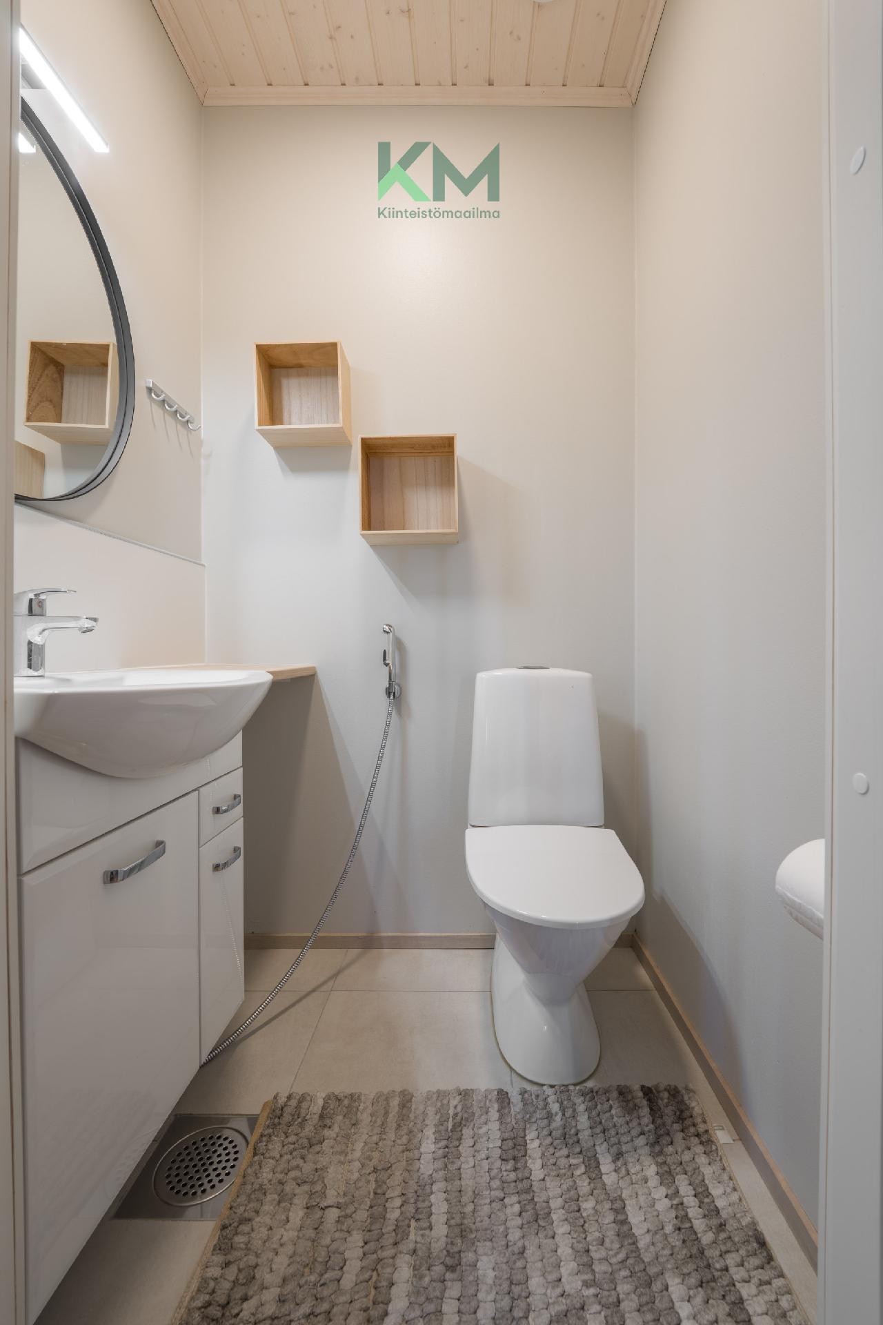 Kiljusenkalliontie 21, Tahkovuori, Kuopio