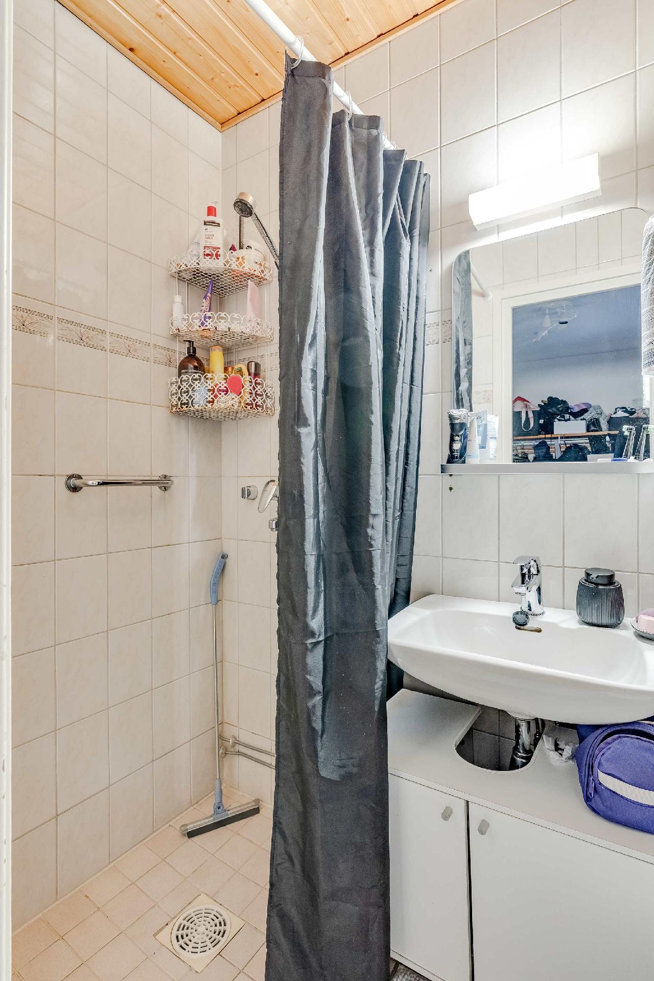 Rautatienkatu 17, Keskusta, Tampere