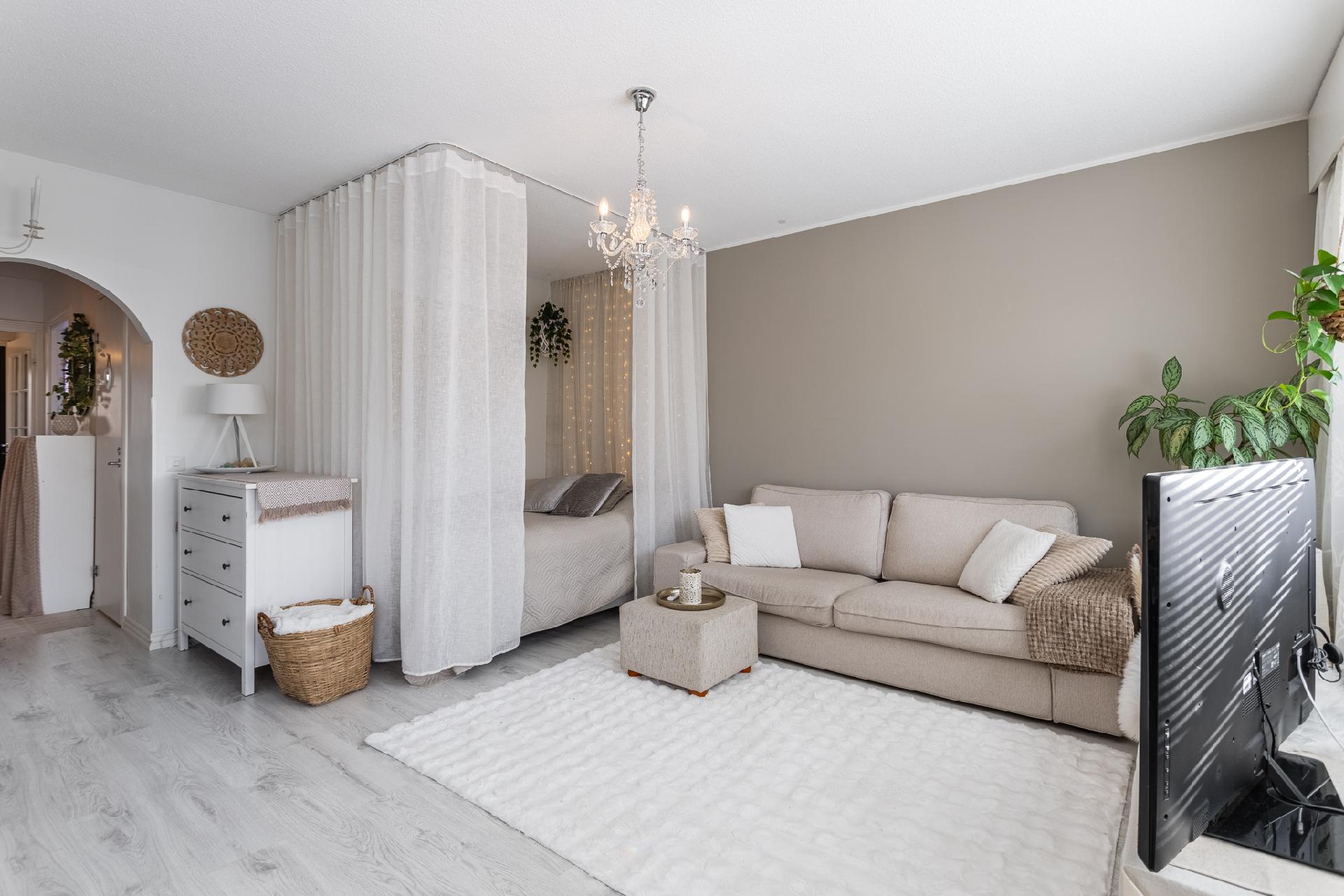 Sireenitie 10, Parola, Hattula