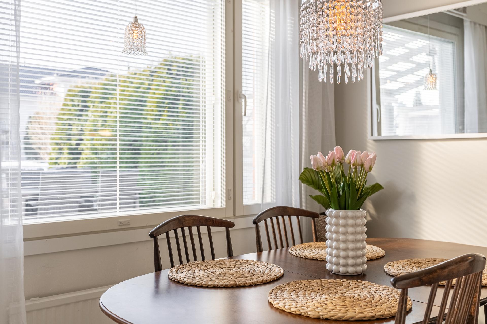 Sireenitie 10, Parola, Hattula