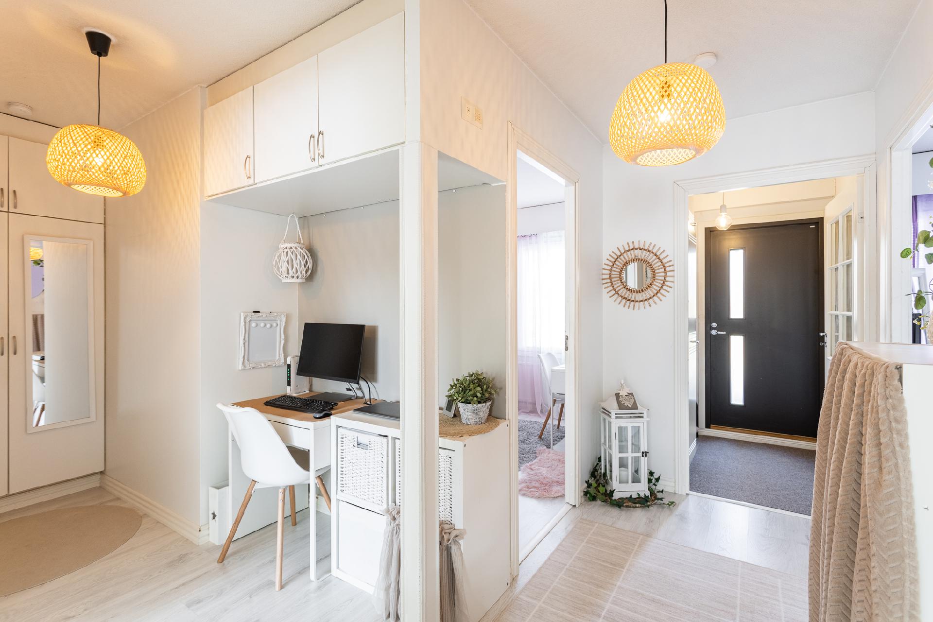 Sireenitie 10, Parola, Hattula