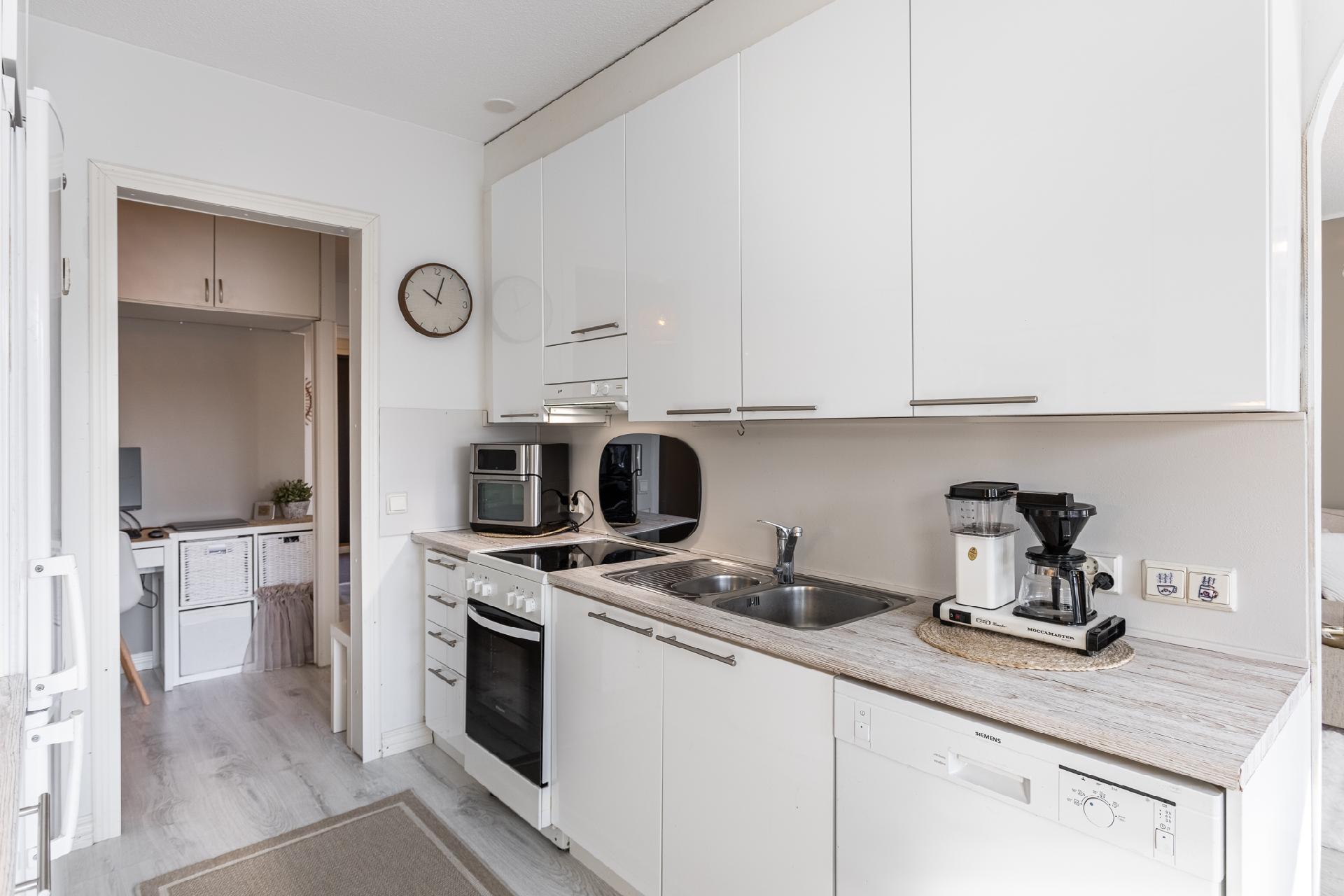 Sireenitie 10, Parola, Hattula