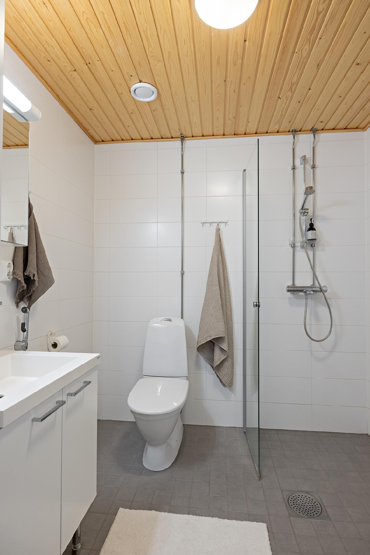 Ukkoherrantie 2, Metsokangas, Oulu