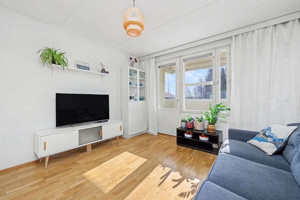 Sarastuspolku 5, Vantaanlaakso, Vantaa