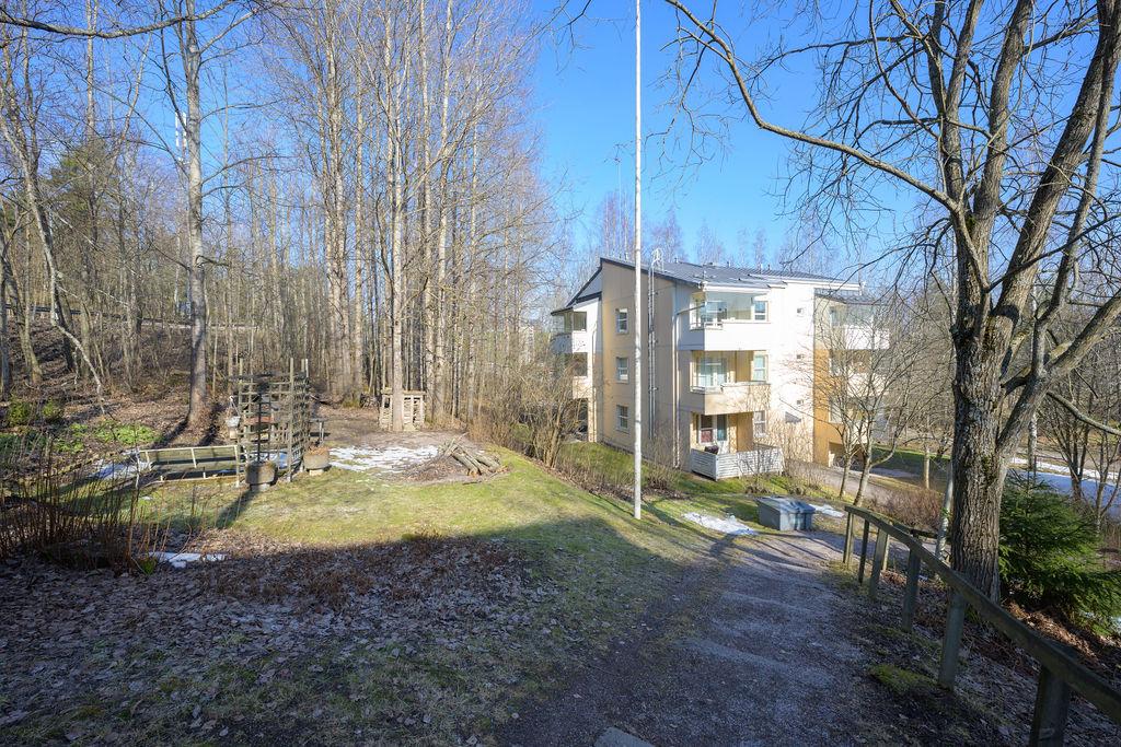 Sarastuspolku 5, Vantaanlaakso, Vantaa