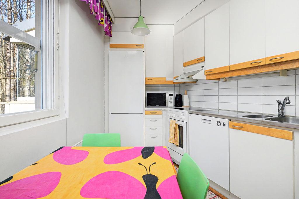 Sarastuspolku 5, Vantaanlaakso, Vantaa