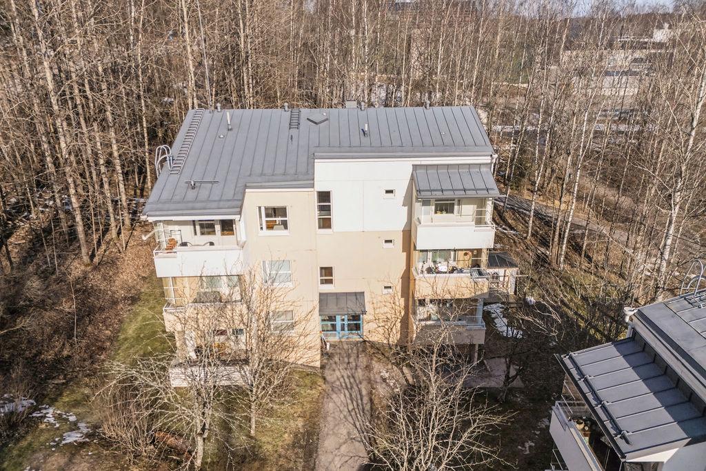 Sarastuspolku 5, Vantaanlaakso, Vantaa