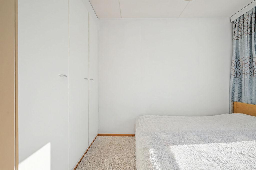 Sarastuspolku 5, Vantaanlaakso, Vantaa