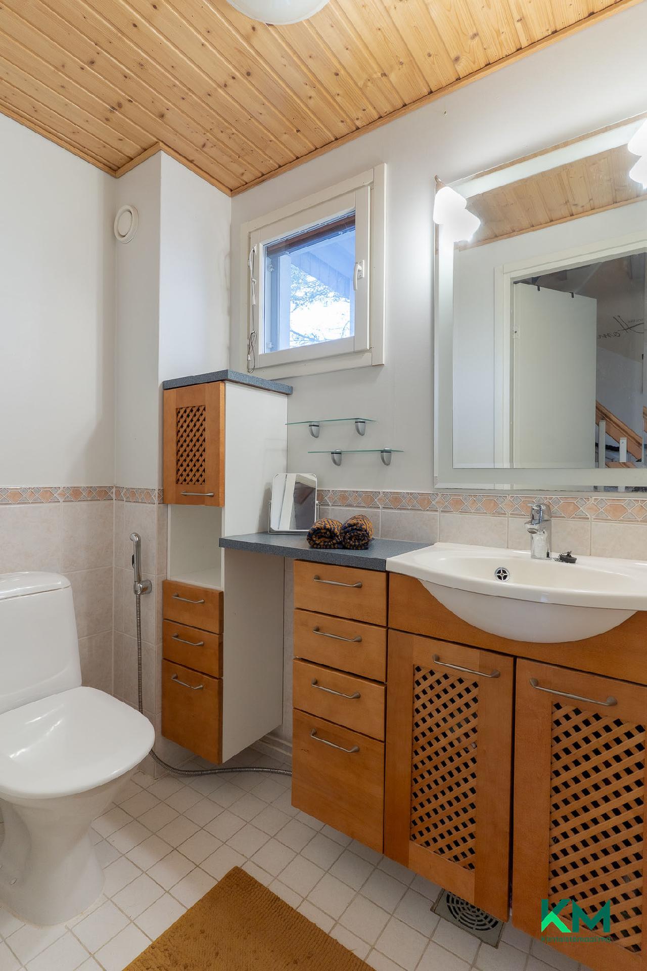 Linnunlaulunkuja 9, Ruutana, Kangasala