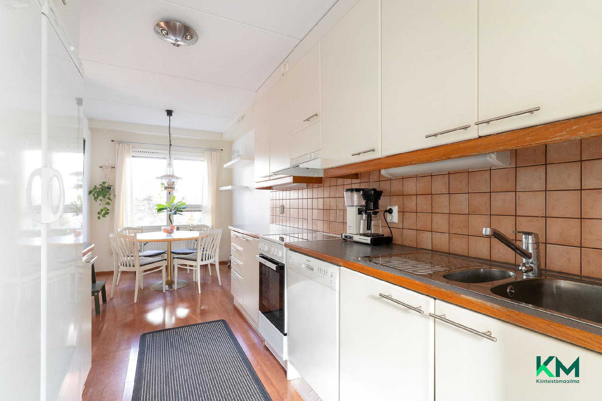 Linnunlaulunkuja 9, Ruutana, Kangasala