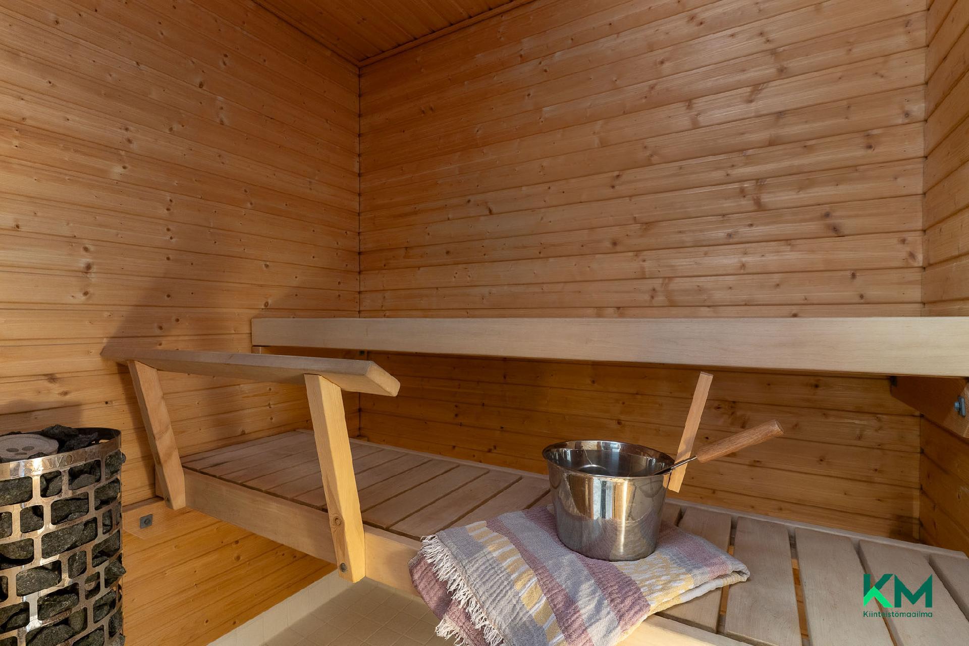 Linnunlaulunkuja 9, Ruutana, Kangasala