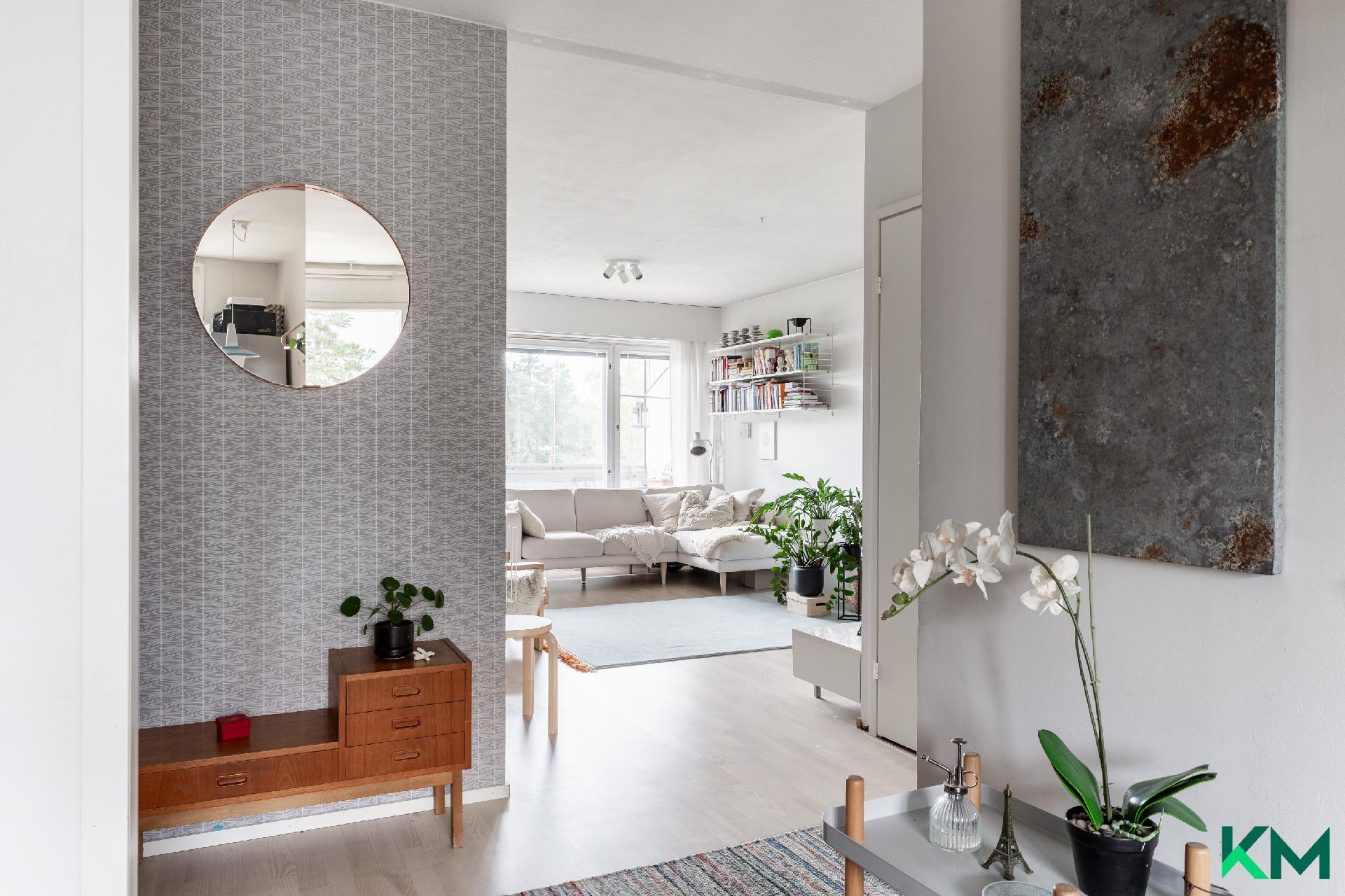 Neulapadontie 8, Myllypuro, Helsinki