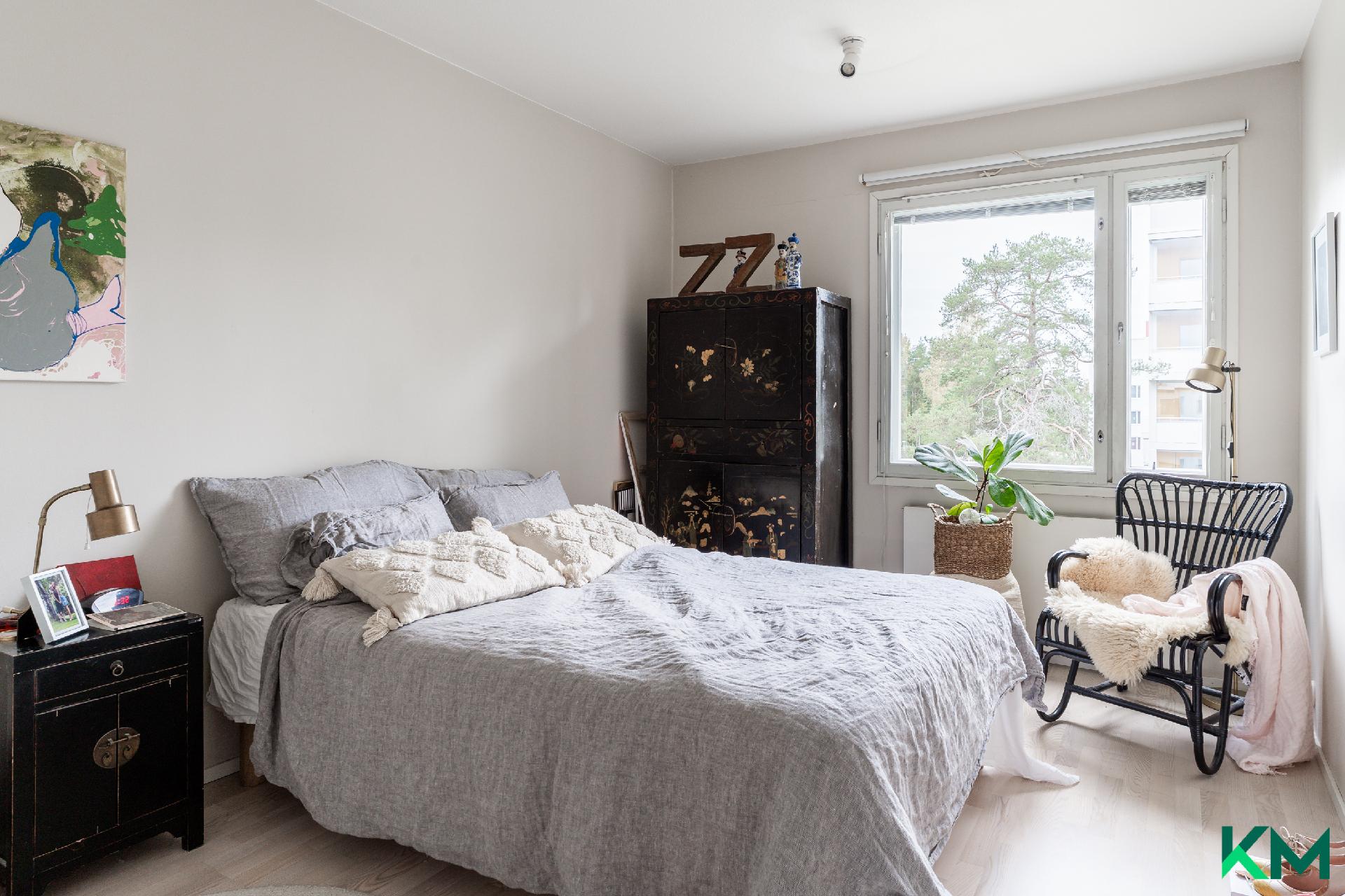 Neulapadontie 8, Myllypuro, Helsinki