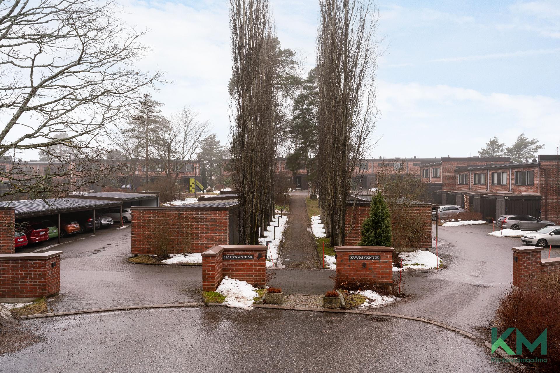 Kuukiventie 9, Laajasalo, Helsinki