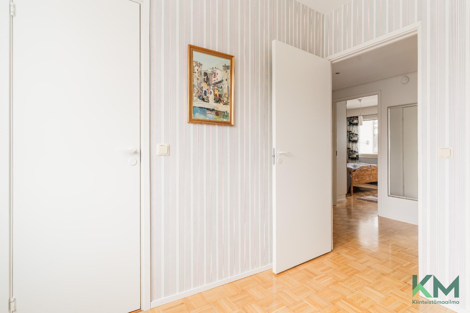 Kuukiventie 9, Laajasalo, Helsinki