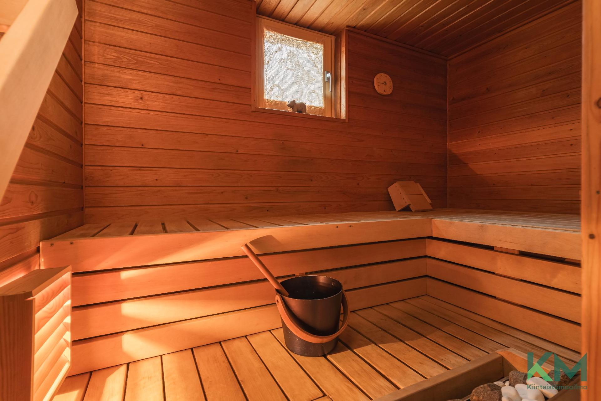 Kuukiventie 9, Laajasalo, Helsinki