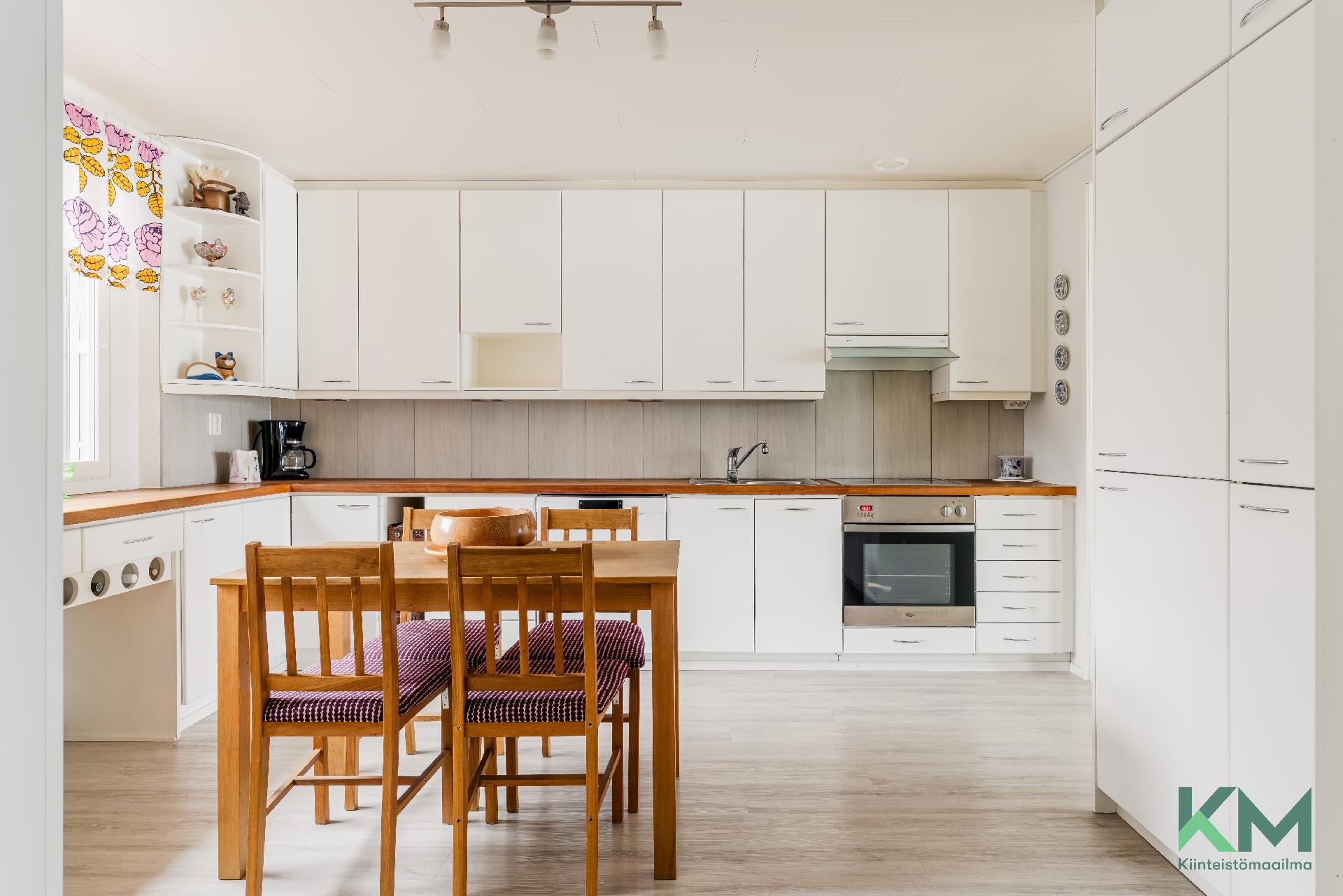 Kuukiventie 9, Laajasalo, Helsinki