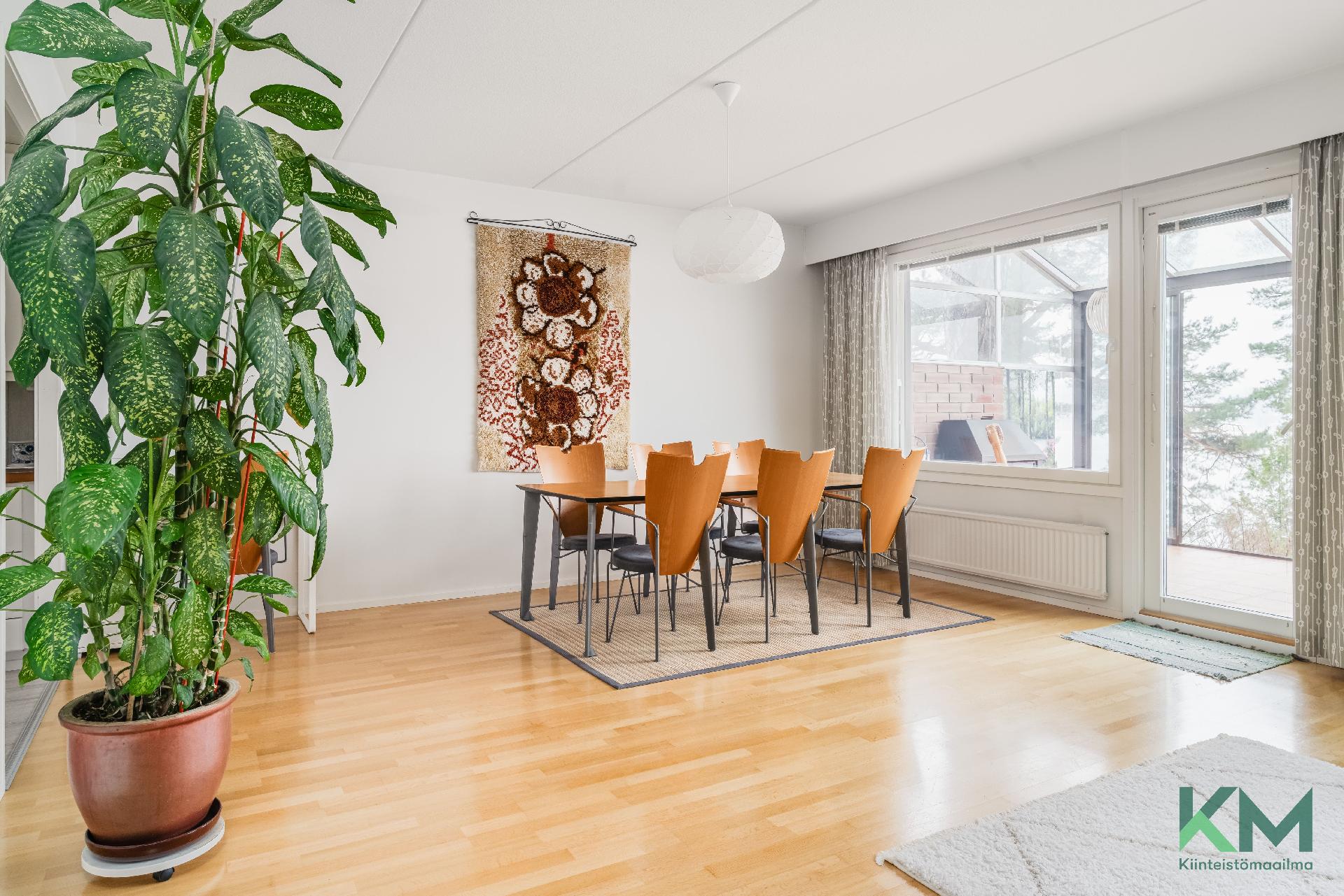 Kuukiventie 9, Laajasalo, Helsinki