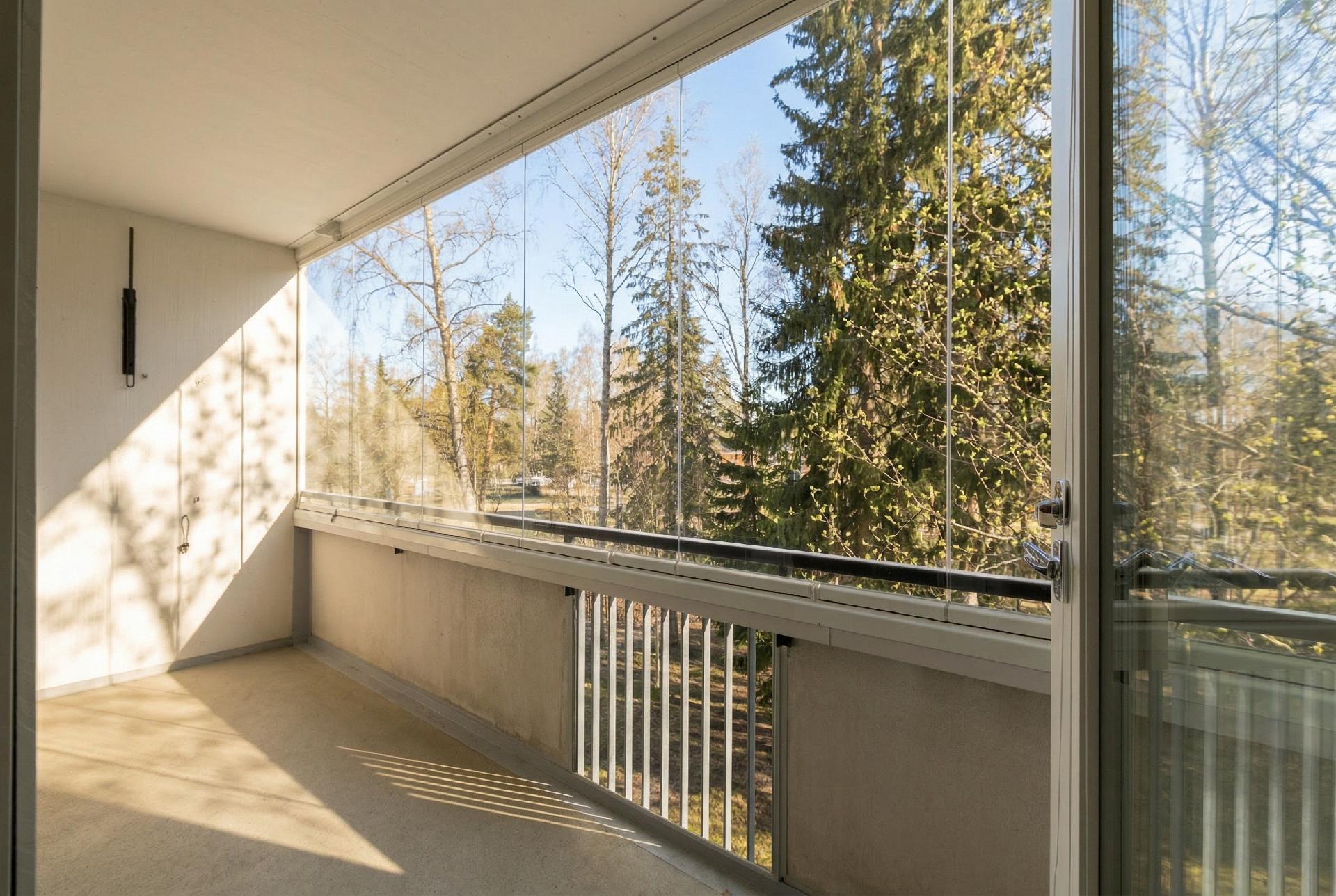 Lasitettua parveketta