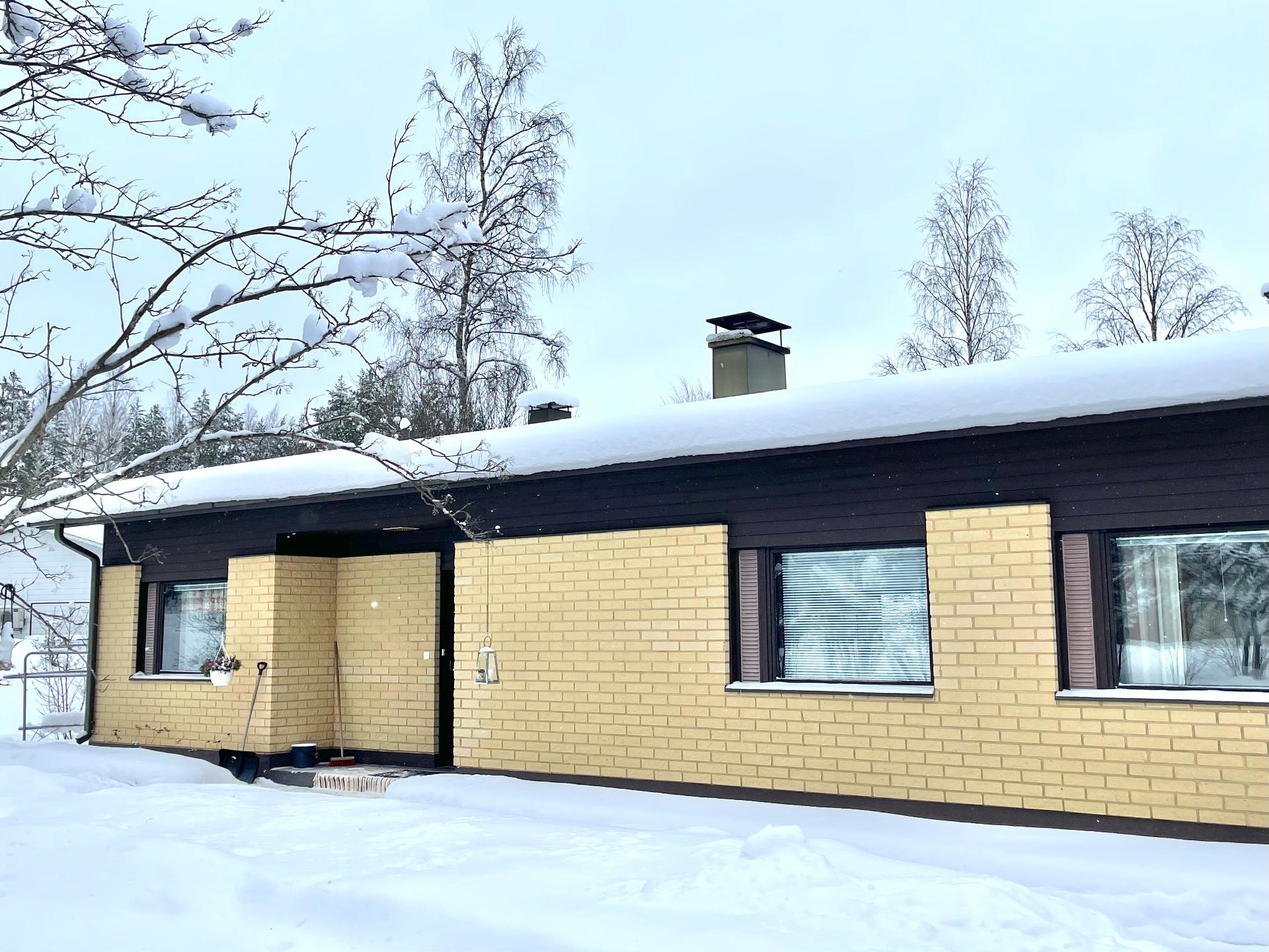 Metsäkatu 44, Kuhmo