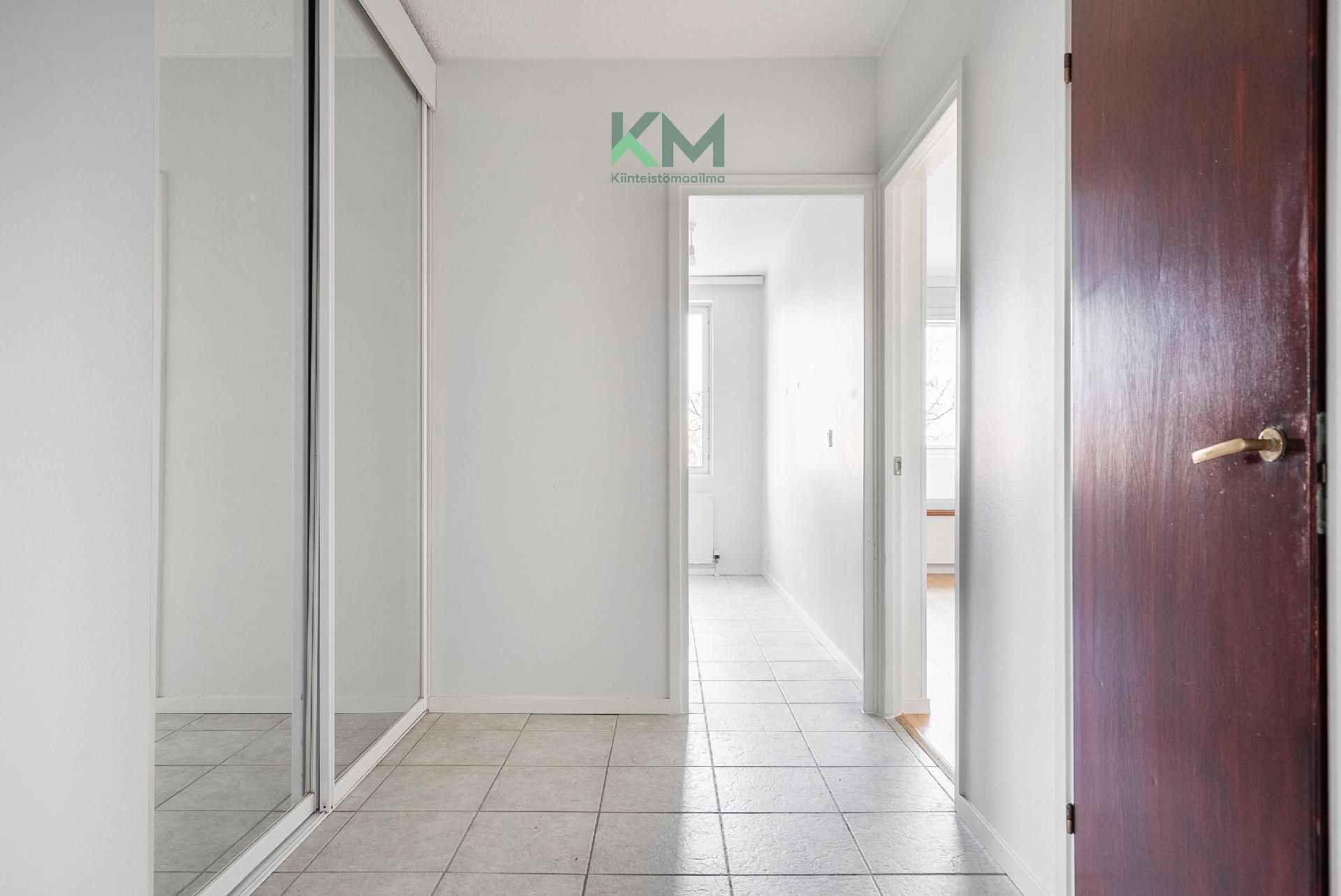 Takaniityntie 5, Tapaninvainio, Helsinki